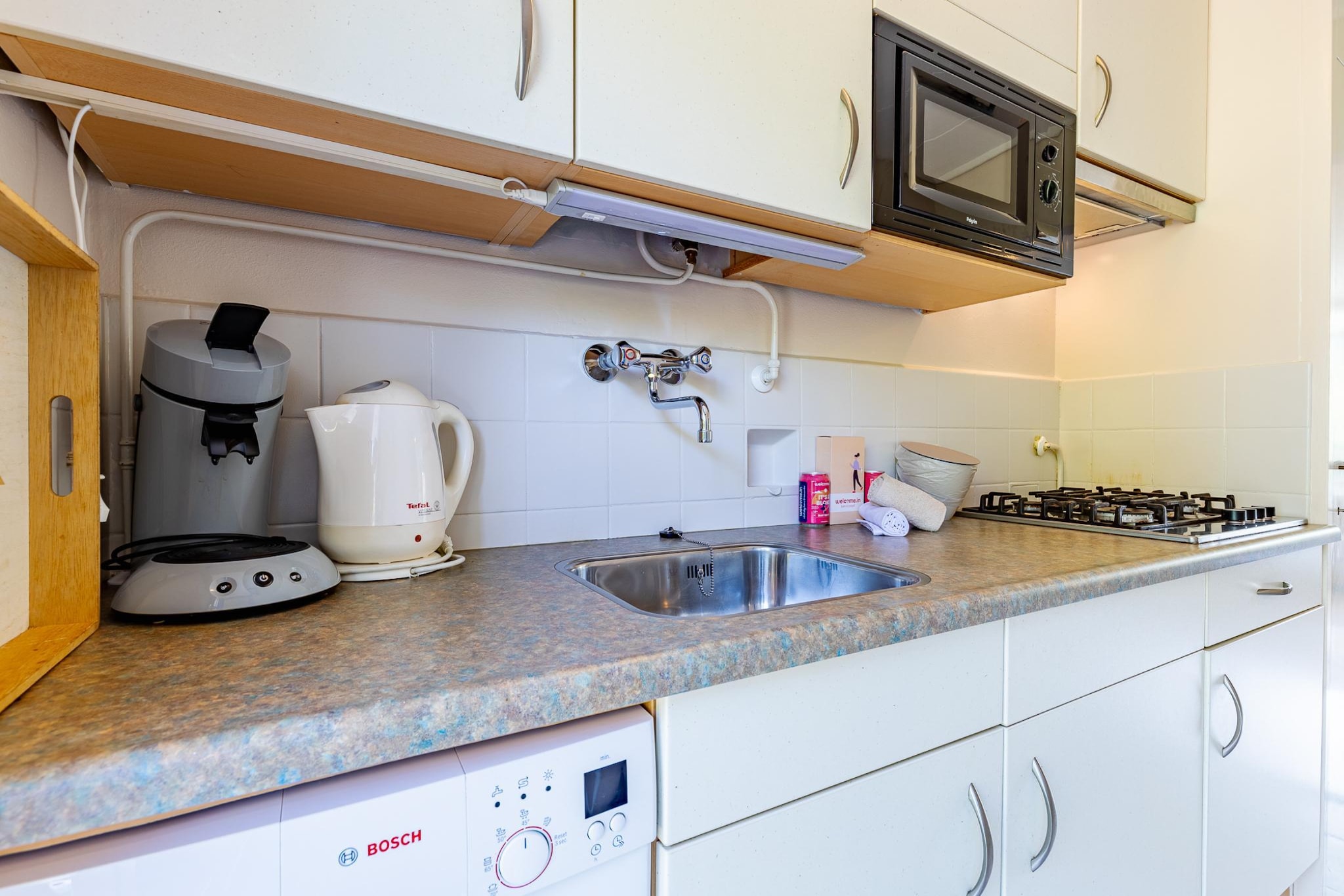 Appartement Burg van Woelderenlaan-Kitchen
