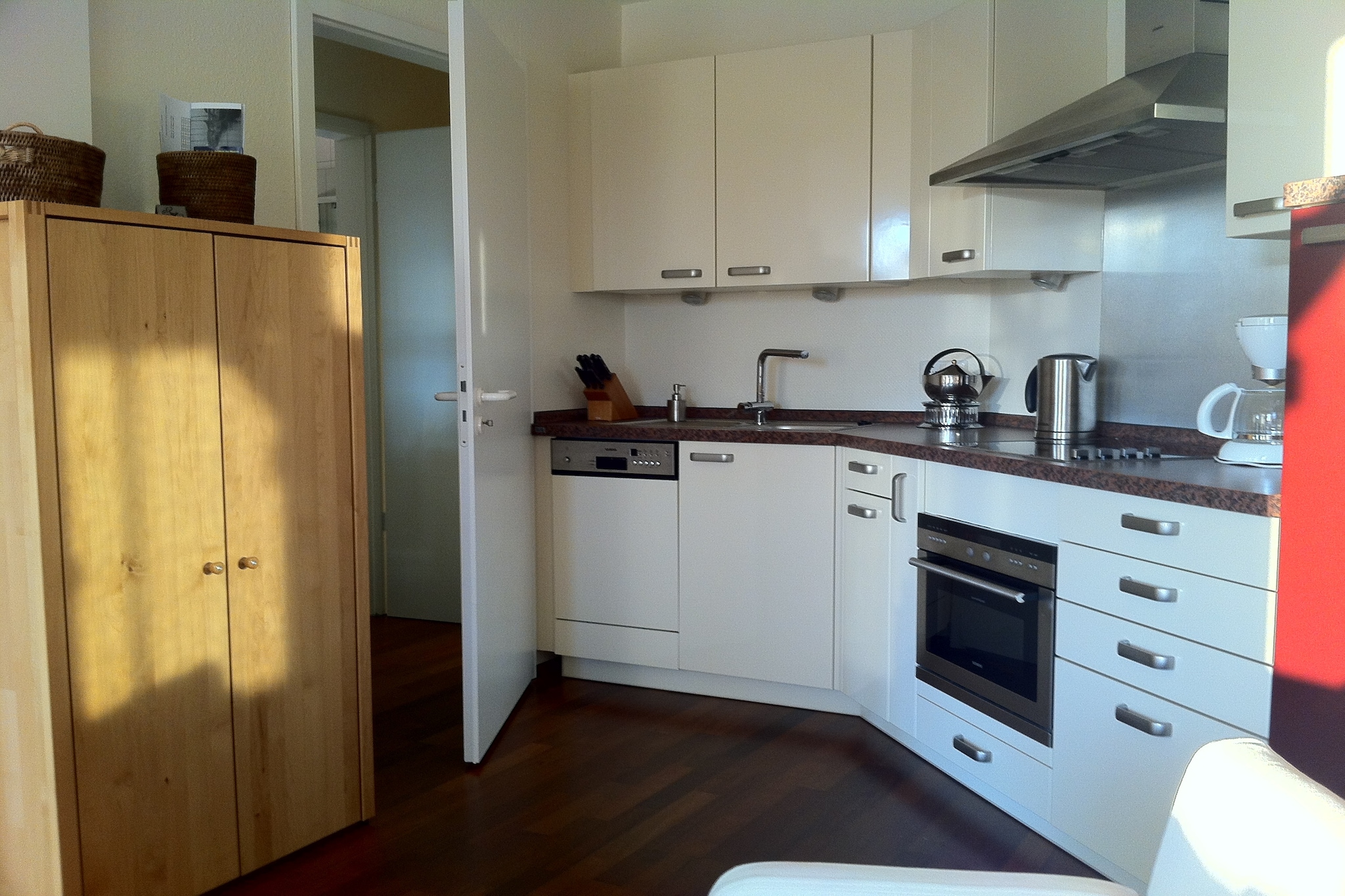Charmante Inselwohnung/ 2 Balkone-Keuken