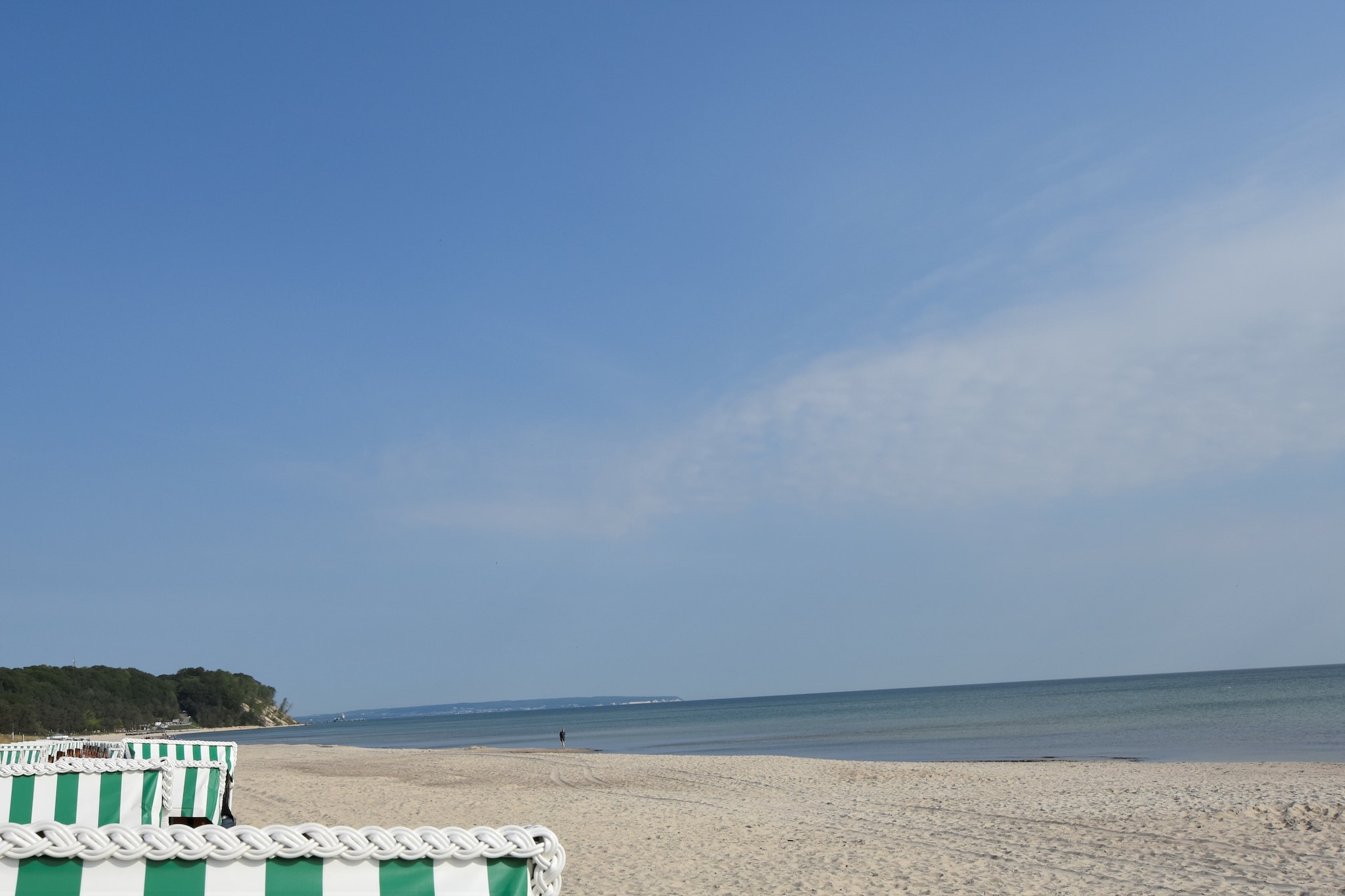 Charmante Inselwohnung/ 2 Balkone-Gebieden zomer 1km