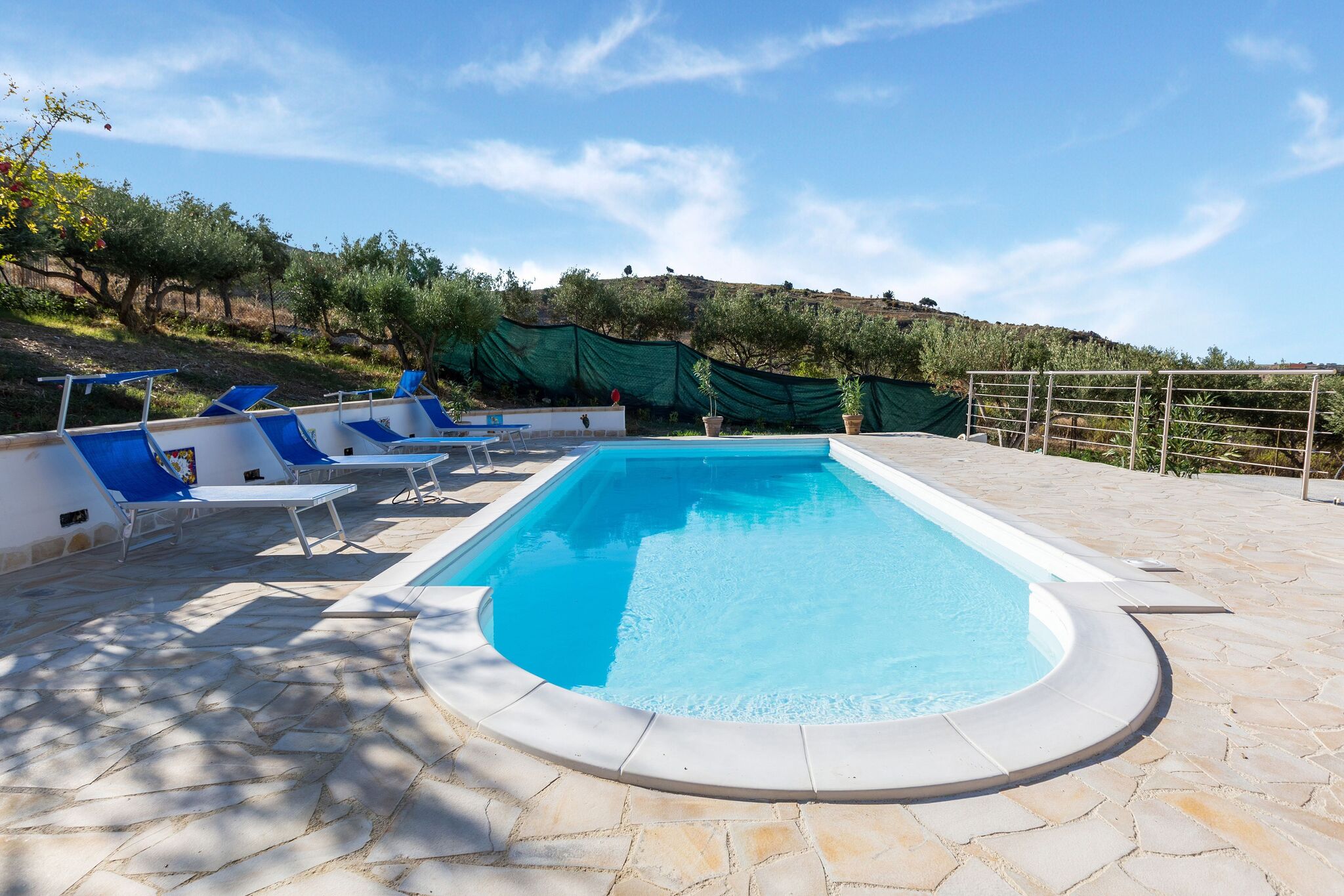 Sfeervol appartement in Realmonte met gedeeld zwembad