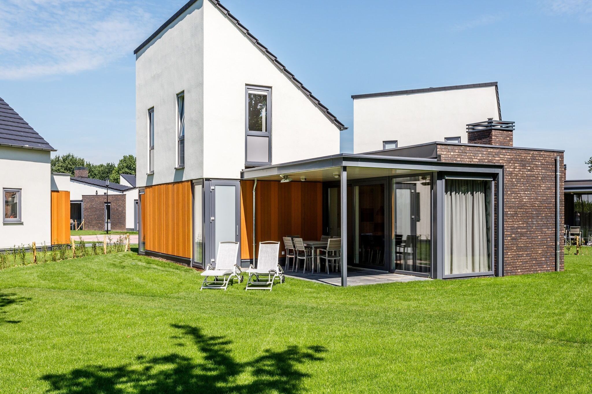 Moderne villa met wellness in Limburg