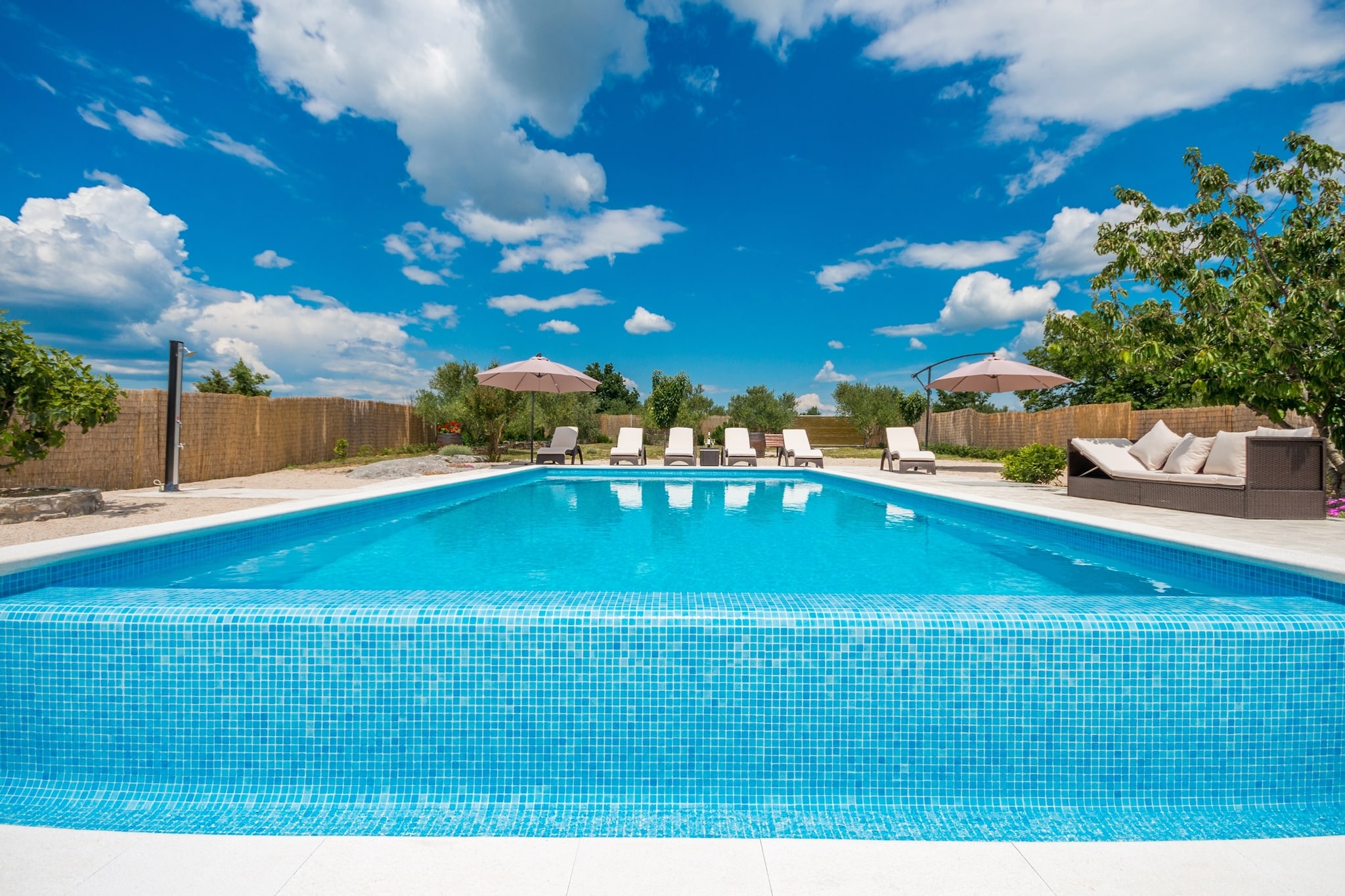 Leuk vakantiehuis in Pristeg met infinity pool