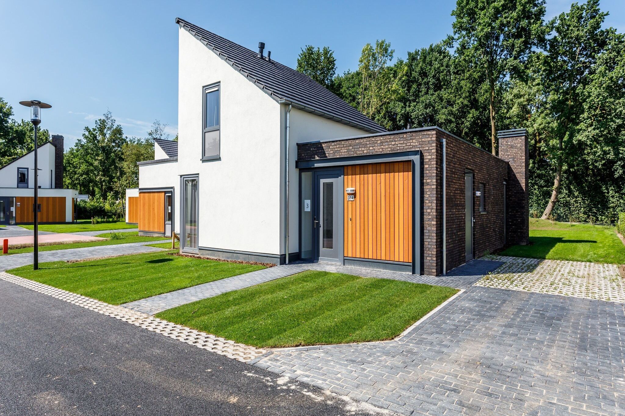 Stijlvolle villa met open haard in Limburg