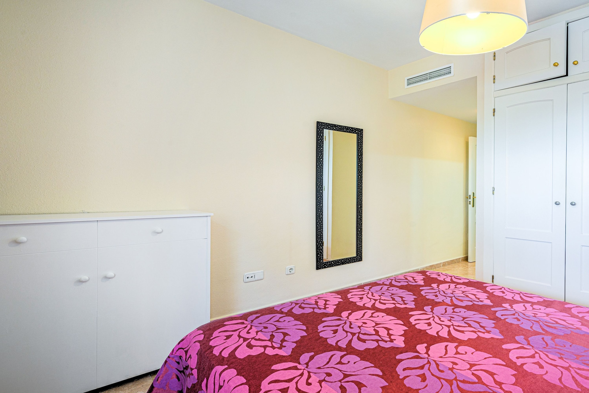Apartamento Columbretes-Schlafzimmer