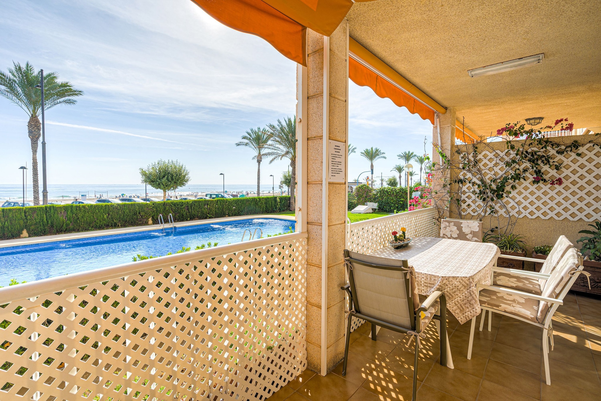 Apartamento Columbretes-Terrasse/Balkon