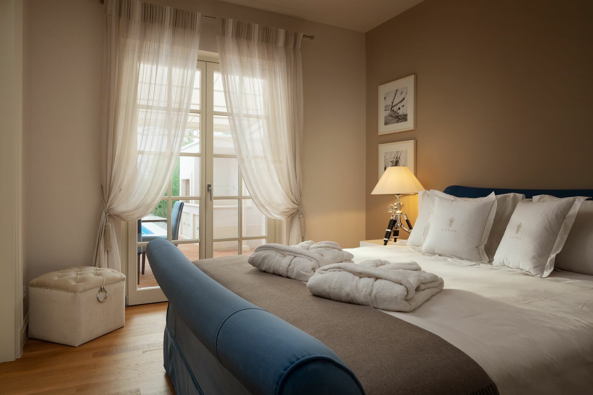 Letizia-Bedroom