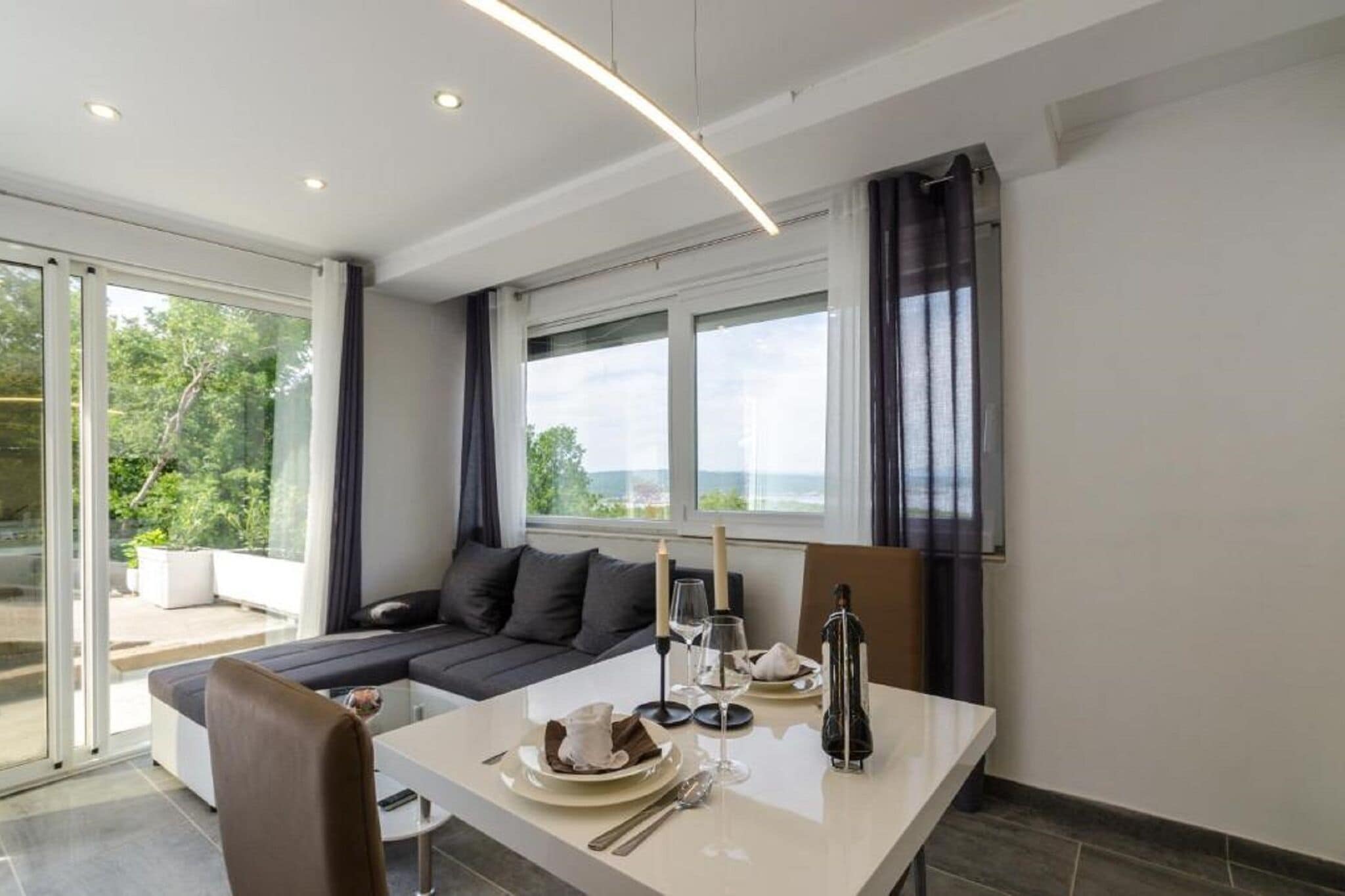 Modernes Ferienhaus auf Crikvenica mit Meerblick
