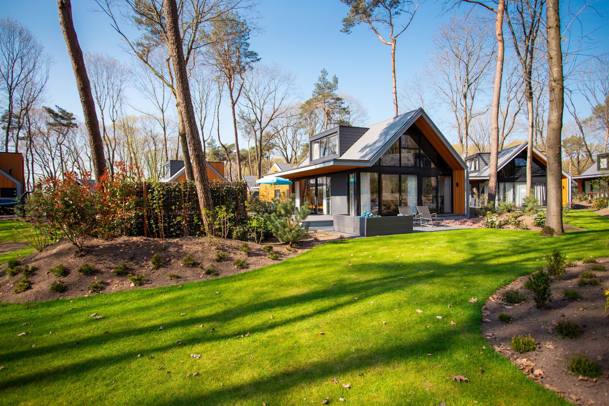 Modern villa with outdoor sauna and spa