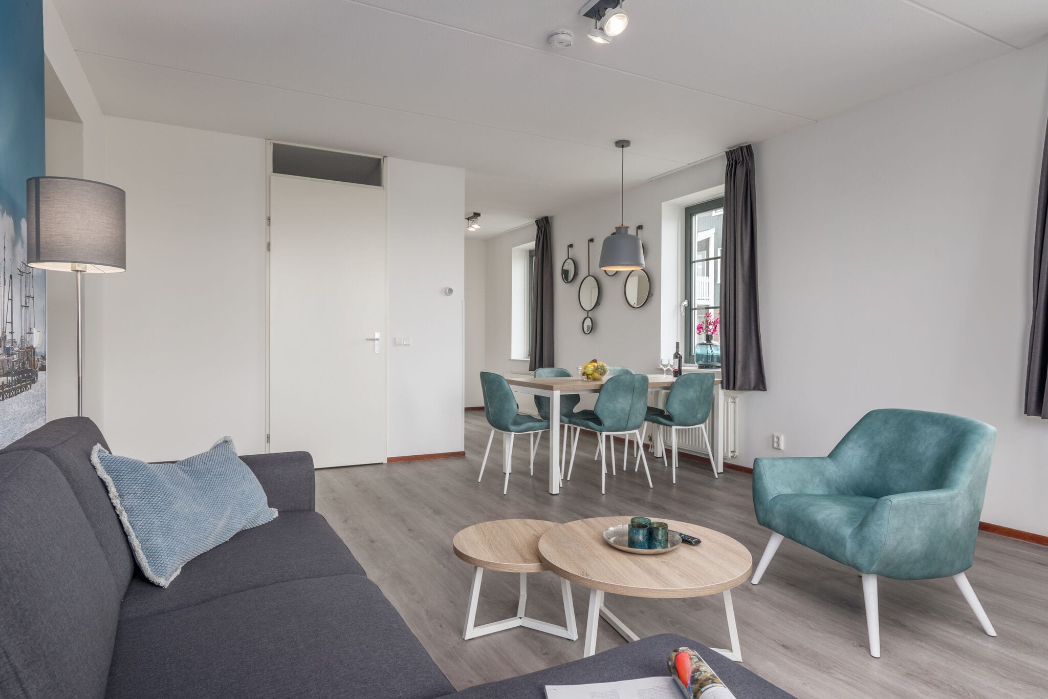 Restyled apartment on the Markermeer