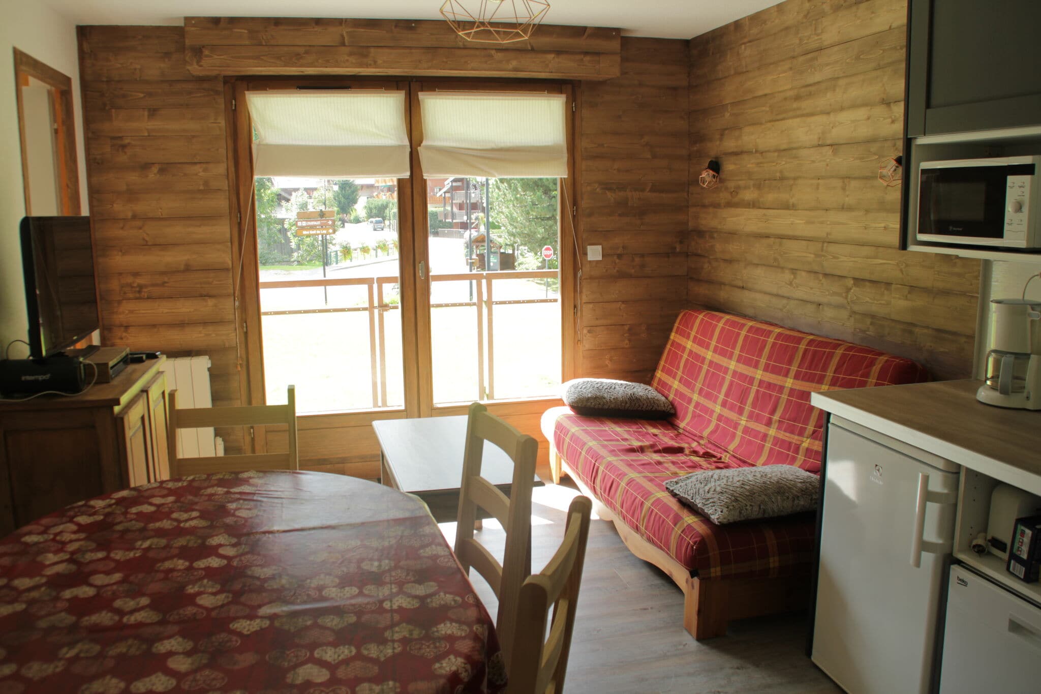 Comfortable apartment only 500 m from the ski lifts