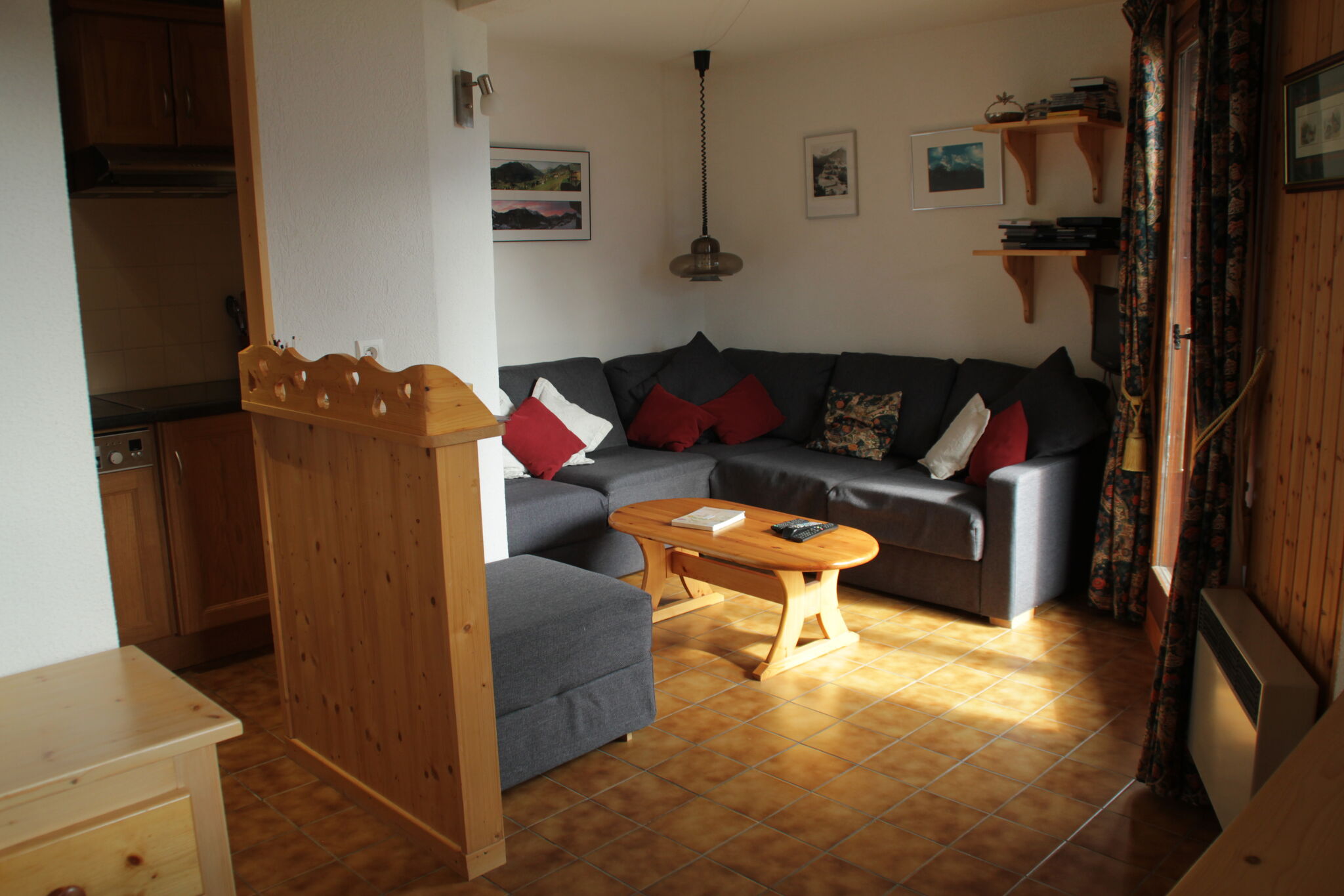 Mountain-View Apartment in Châtel with Ski storage