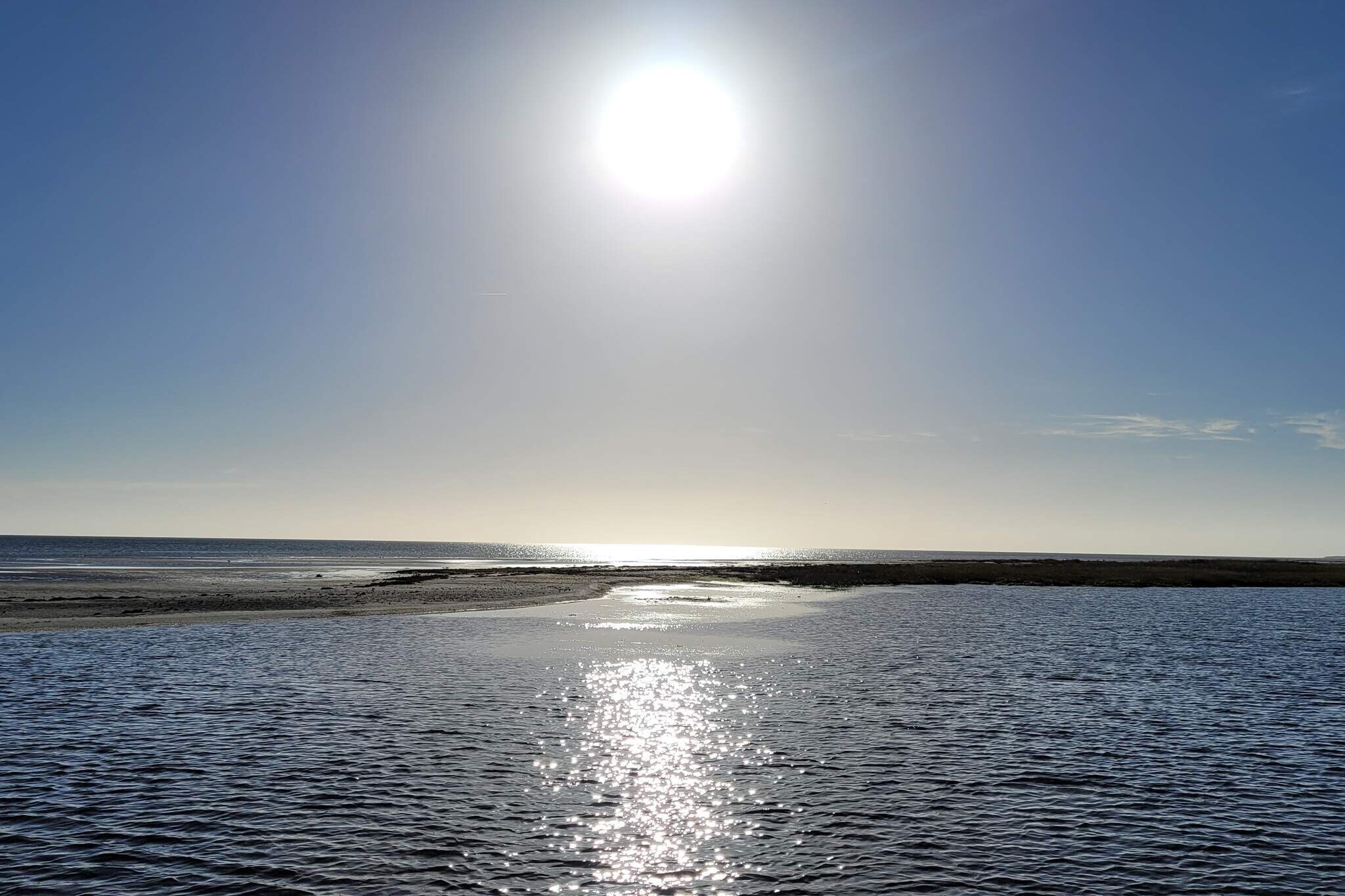 Ruim toevluchtsoord met whirlpool -- By Traum Ferienwohnungen-Waterzicht