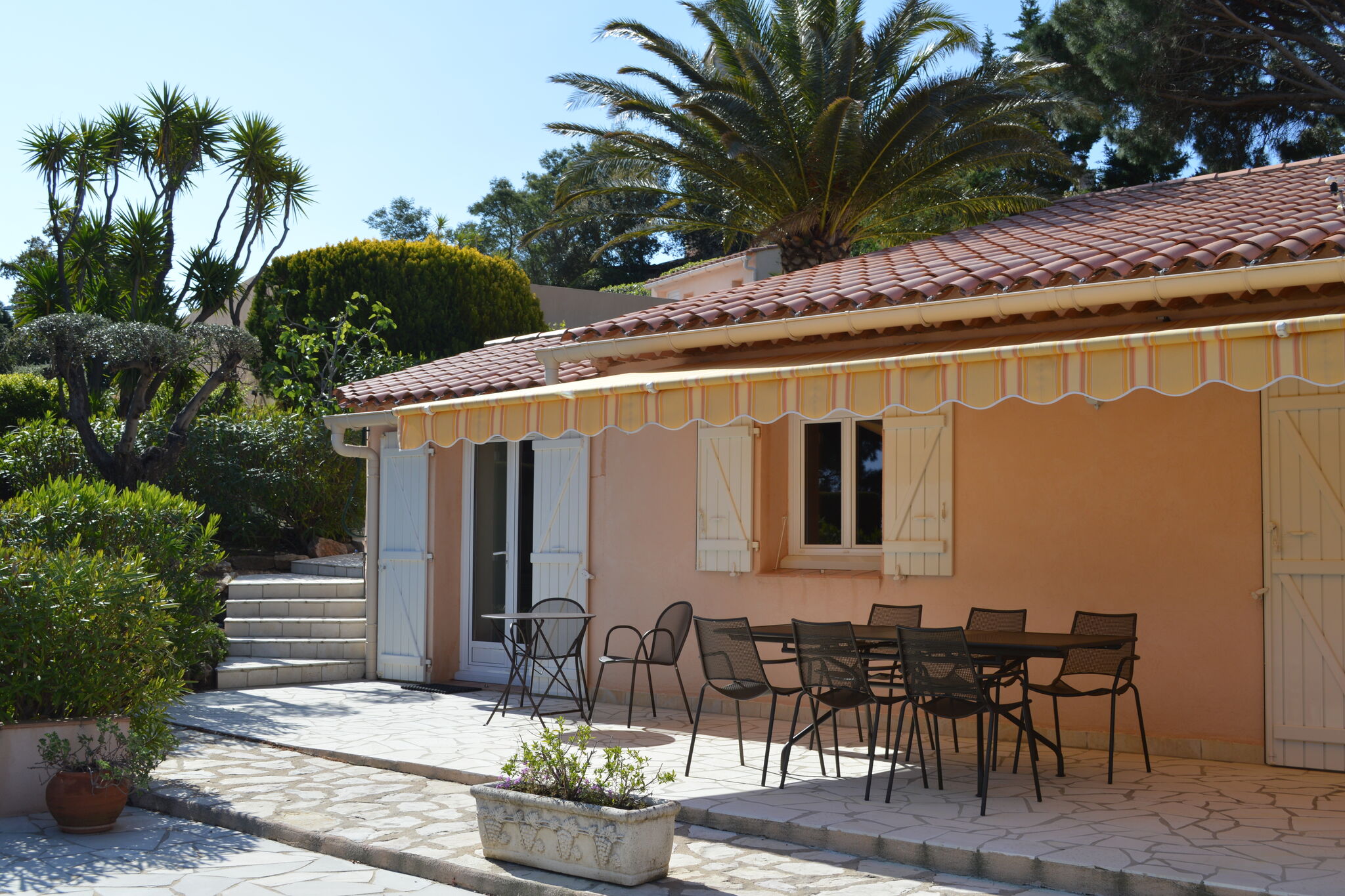Boutique Villa in Sainte-Maxime with Pool