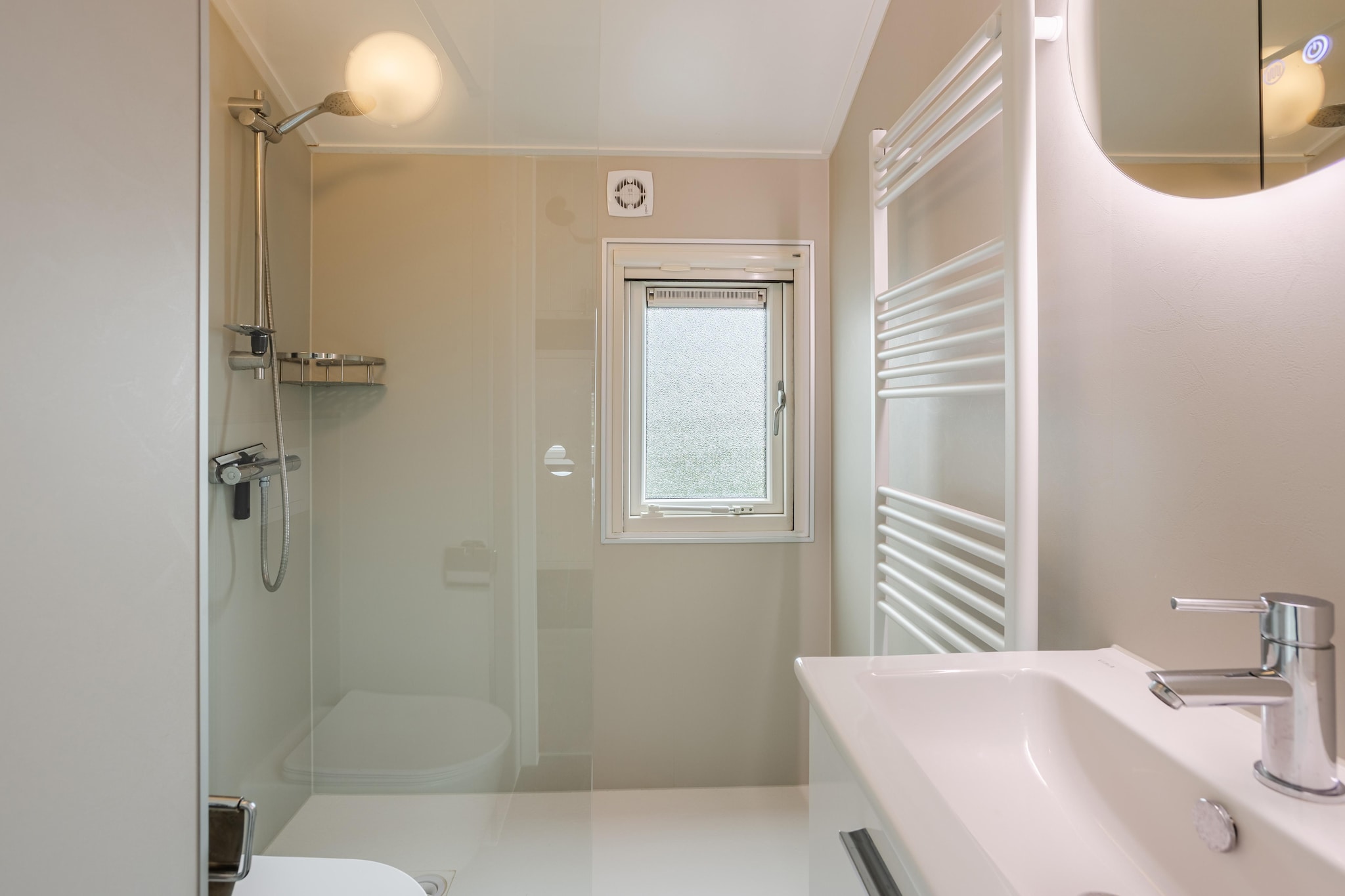 Waterpark Terkaple 2 - Badkamer