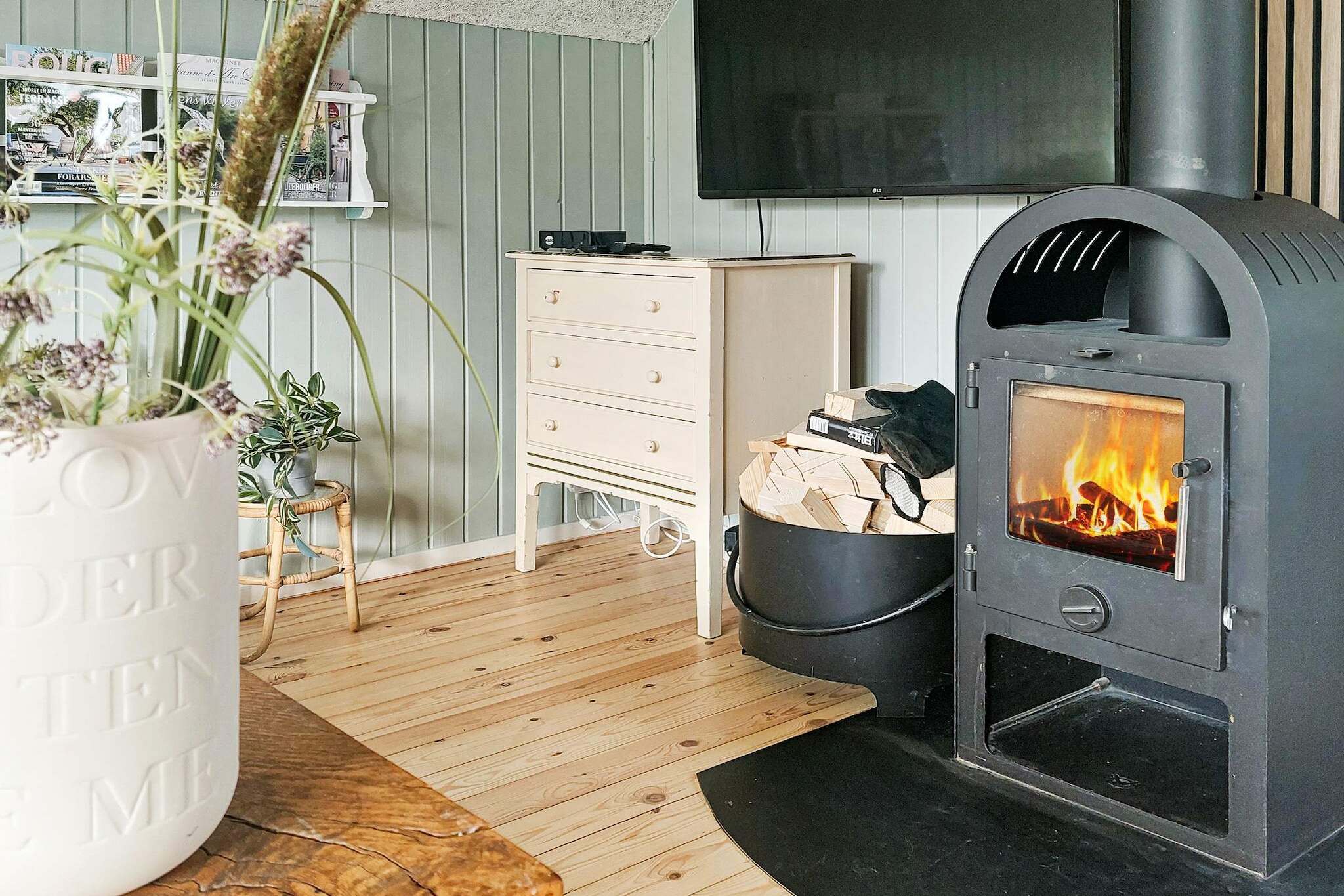 Modern Coastal Retreat in Eno-By Traum