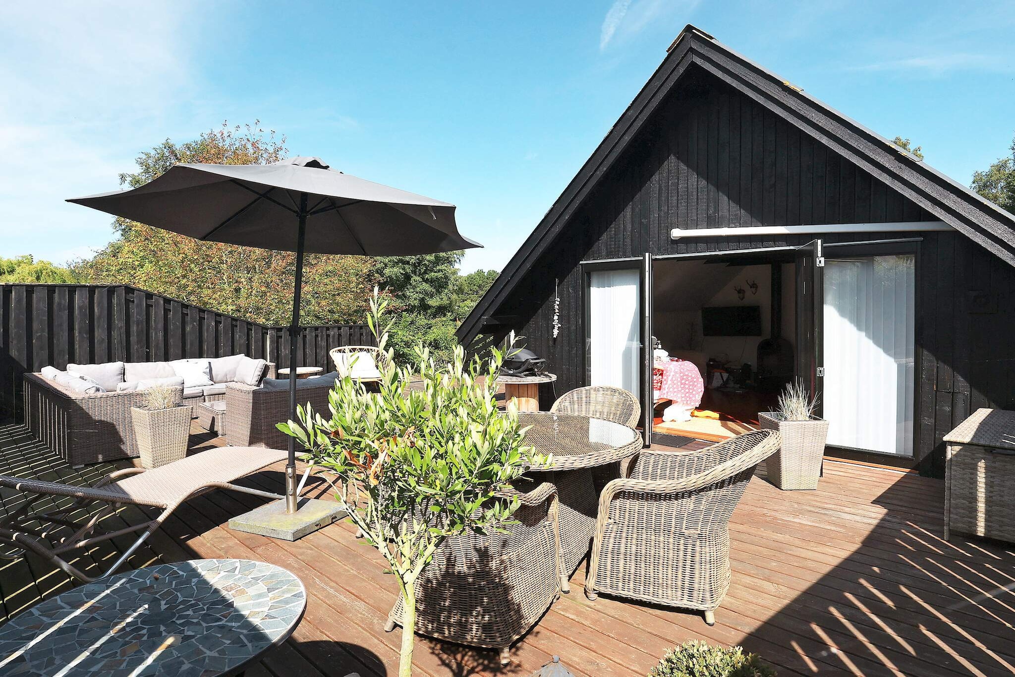 Holiday Home near Swimming Pier