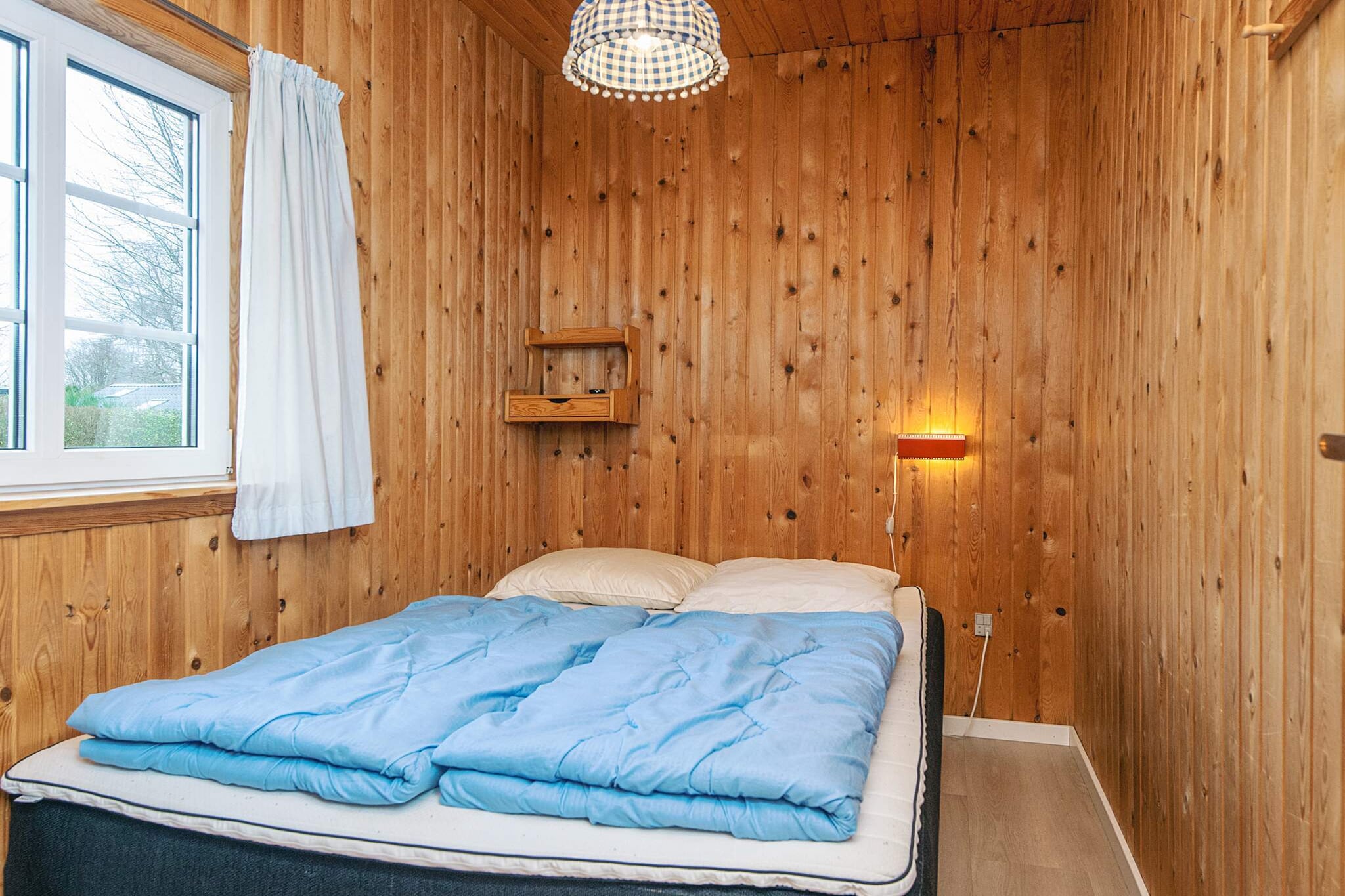 Rustieke Cottage nabij Kvie Lake-By Traum-Binnen