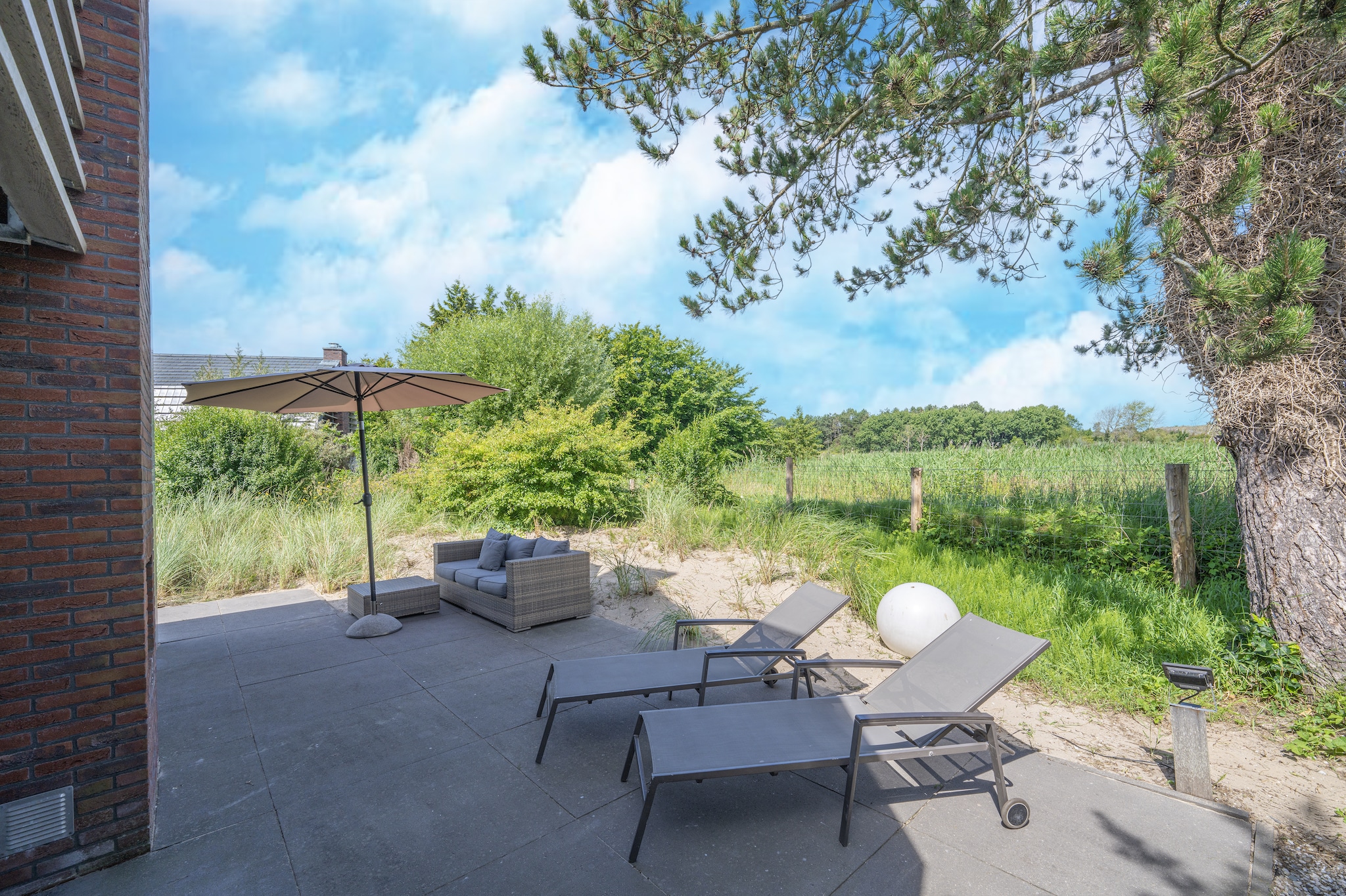 Duinvilla aan het Meer-Terrasbalkon