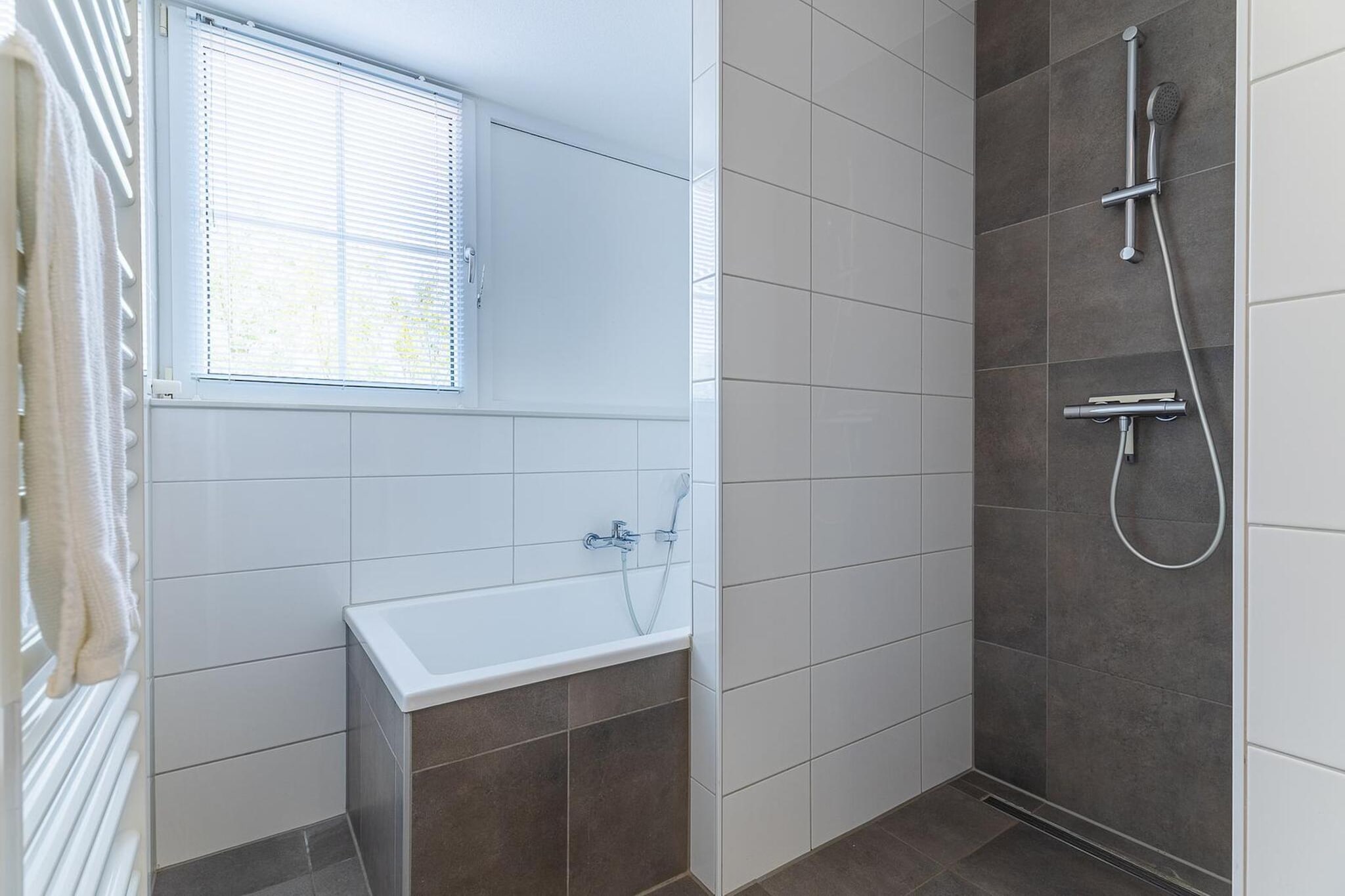 Appartement Duinhof Dishoek 13K - 6 personen de luxe - Salle de bain