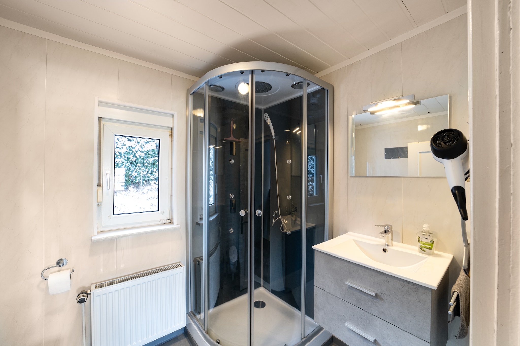 Ruhrquelle-Badezimmer