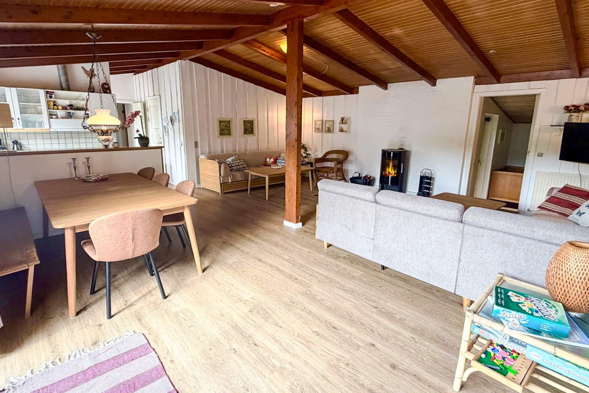10 person holiday home in Hadsund - Indoor