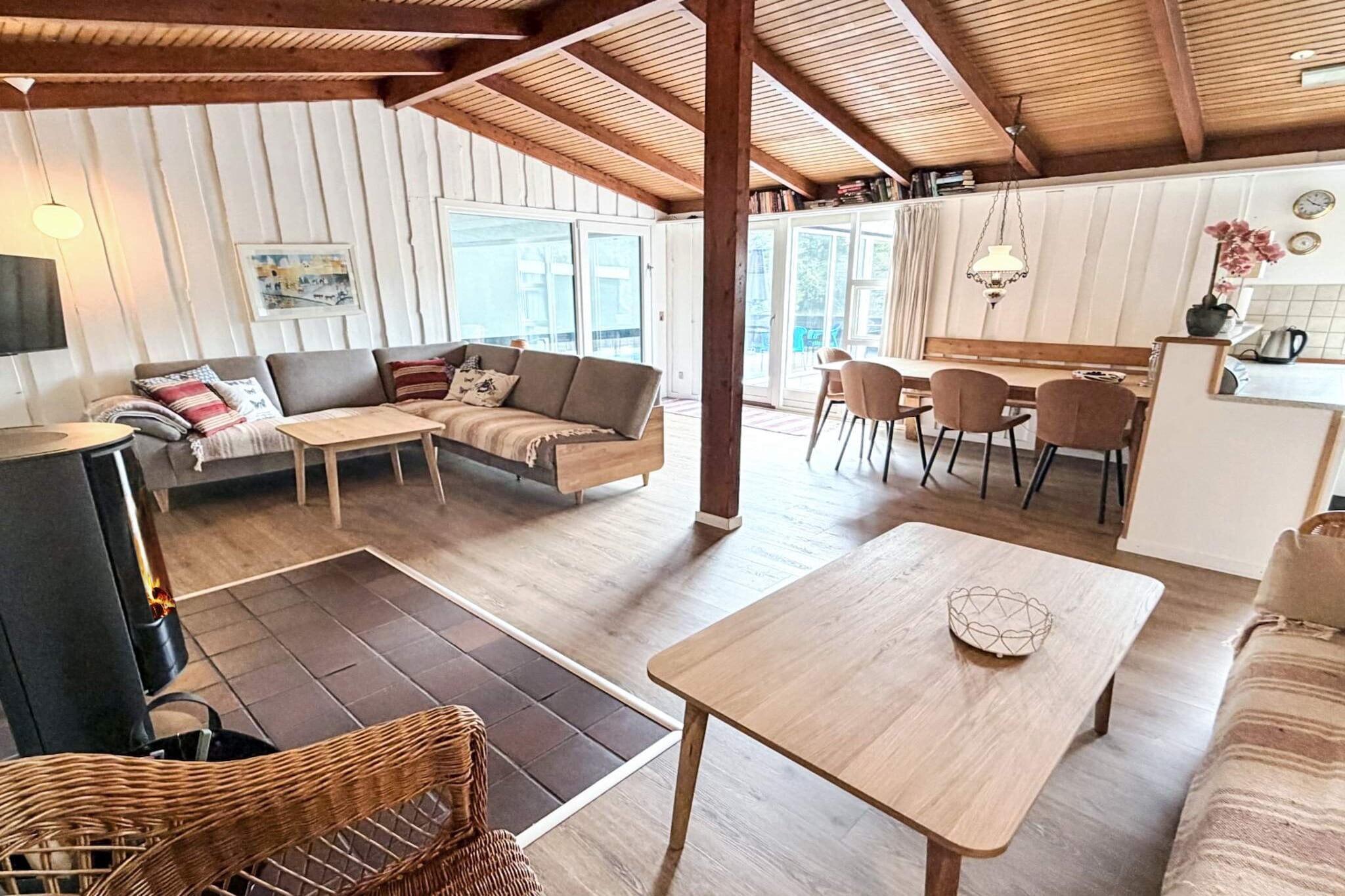 10 person holiday home in Hadsund - Indoor