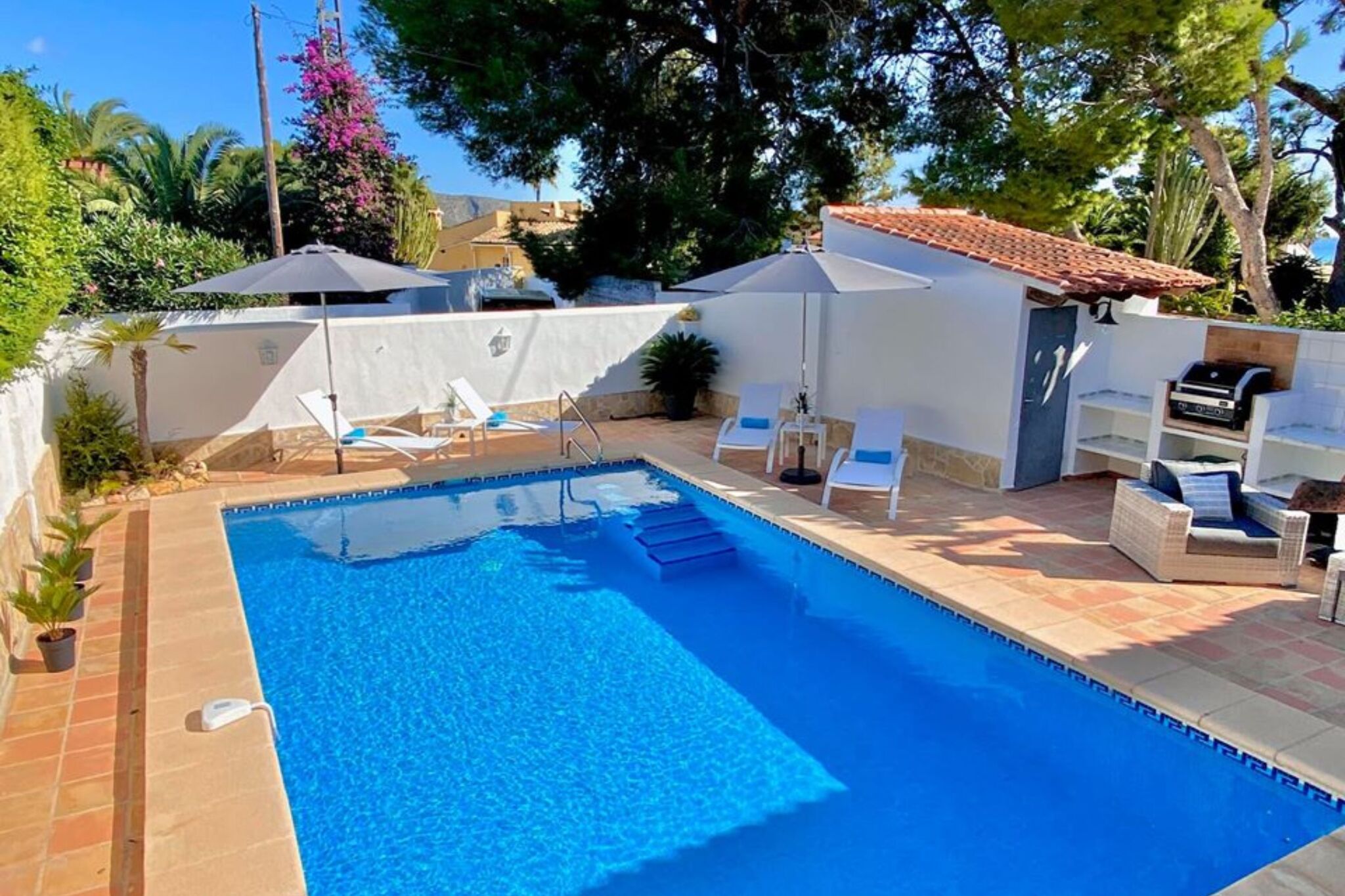 Gemütliches Ferienhaus mit eigenem Swimmingpool in Moraira