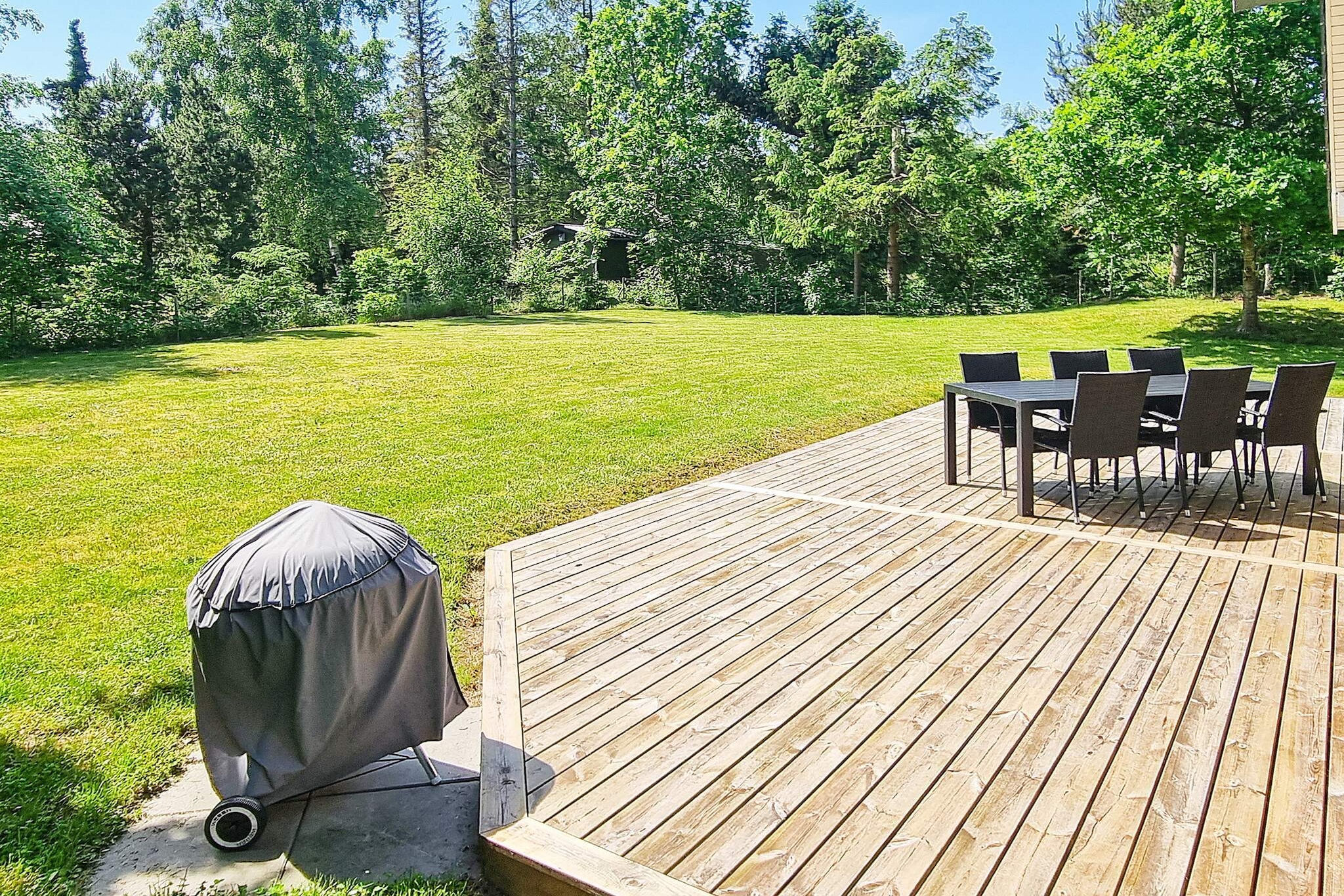 8 person holiday home in Hadsund