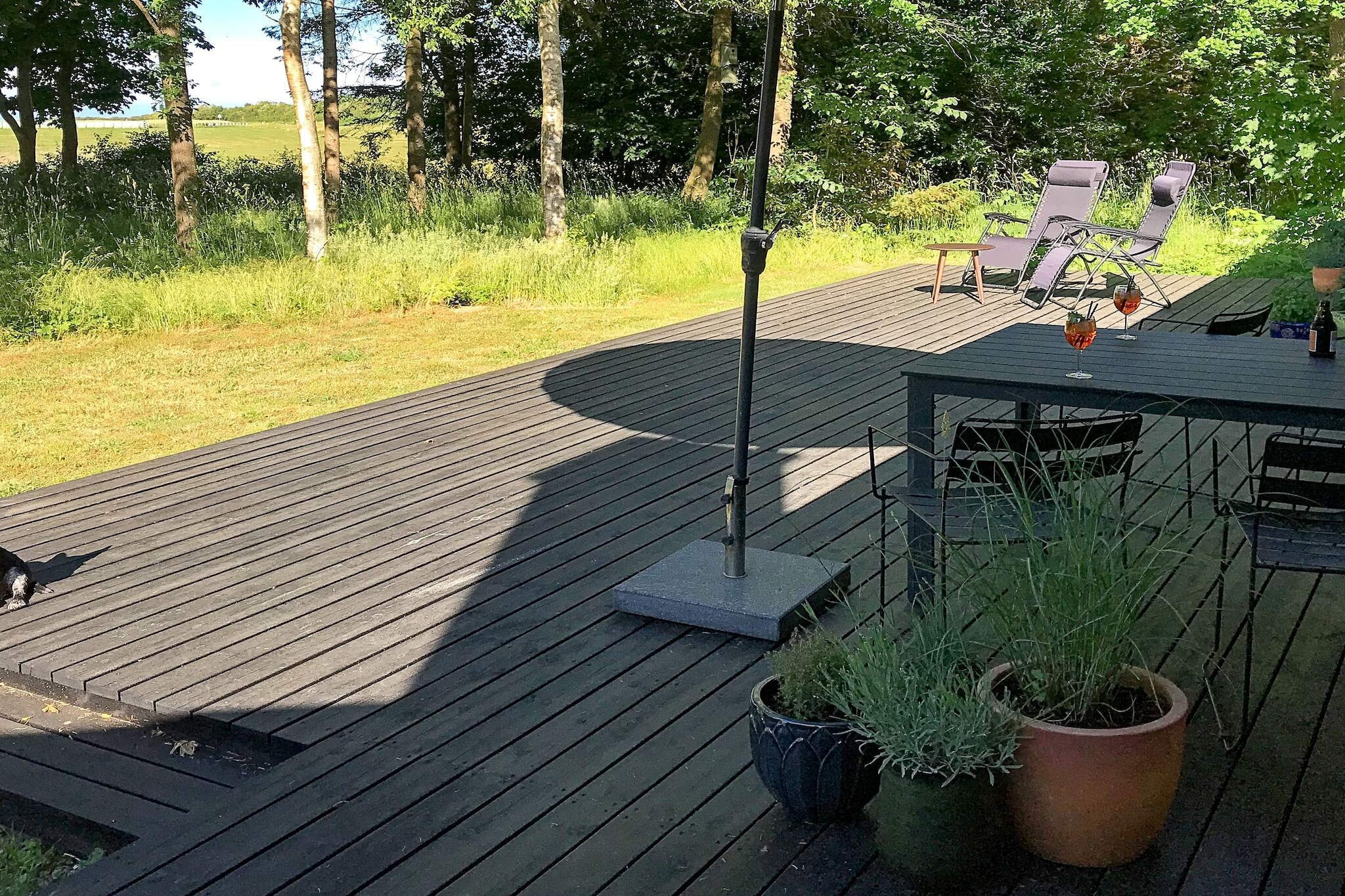 Ontspanning met biljart en jacuzzi - Buitenlucht