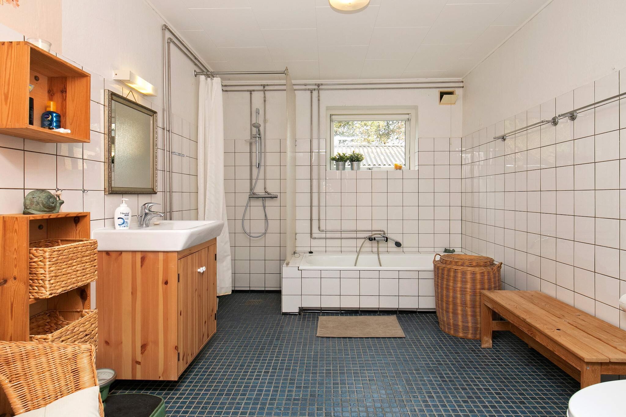 Ontspanning met biljart en jacuzzi - Binnen