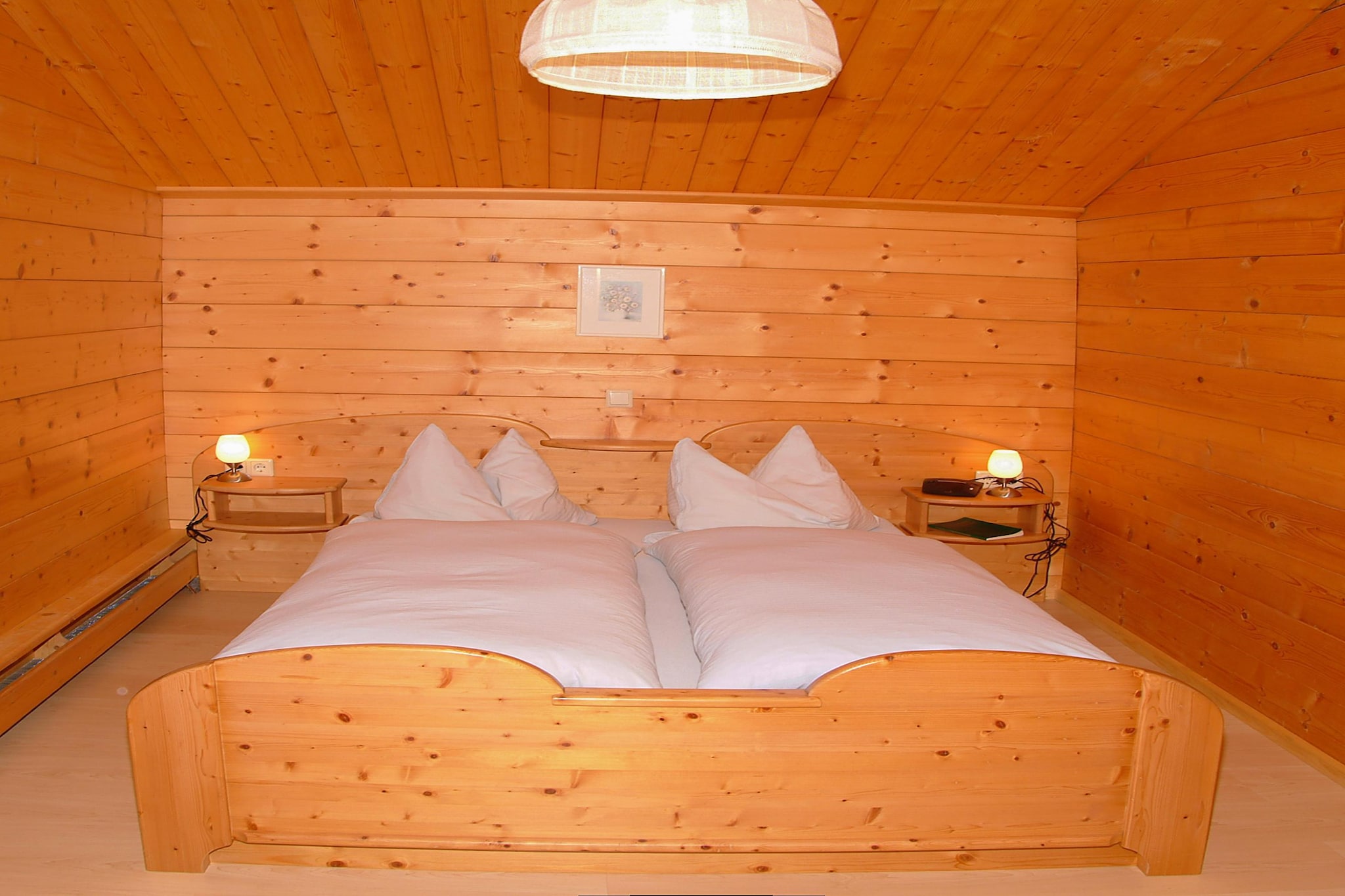 Appartment Holzblockhaus-Slaapkamer