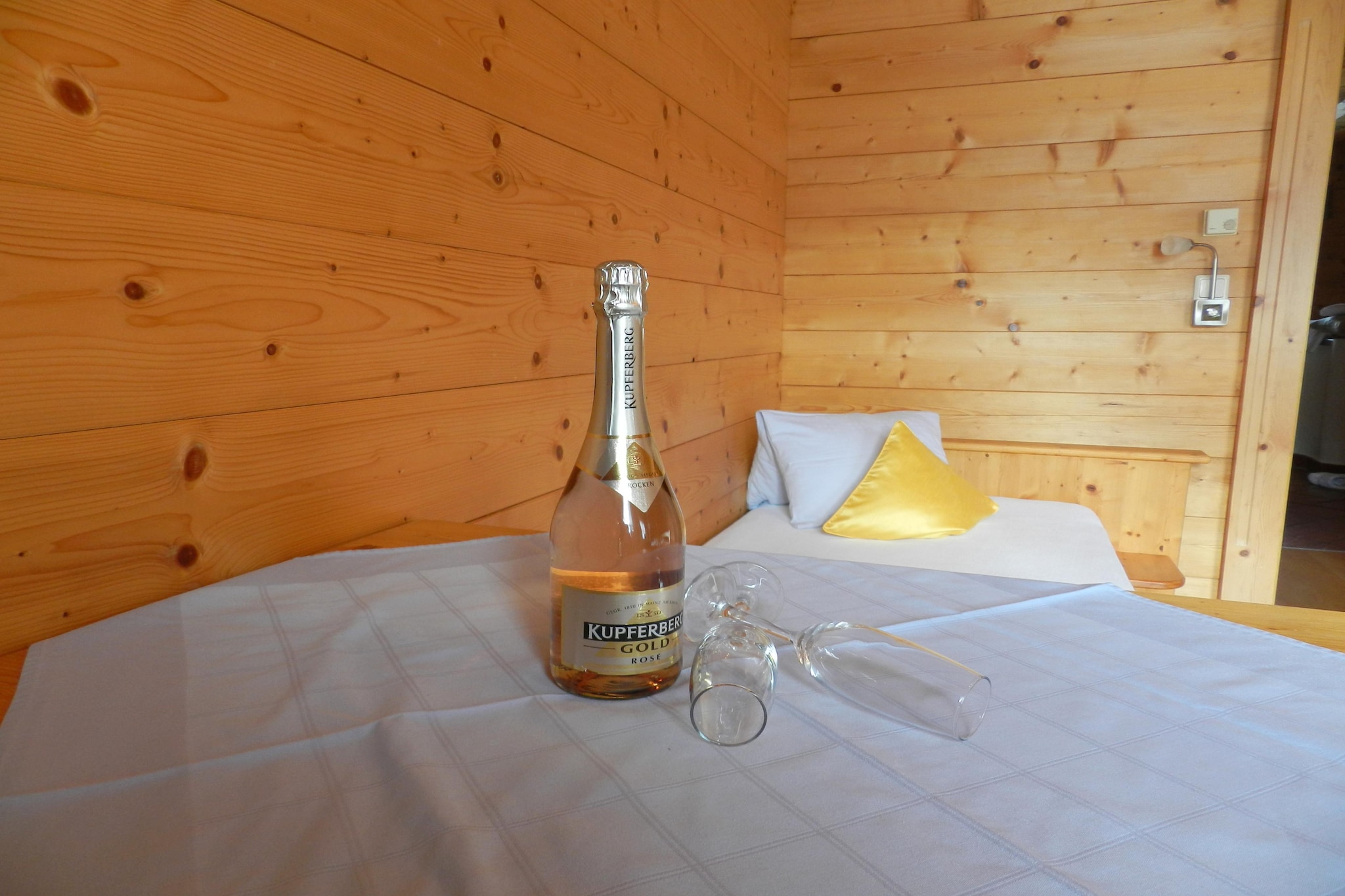 Appartment Holzblockhaus - Eetkamer