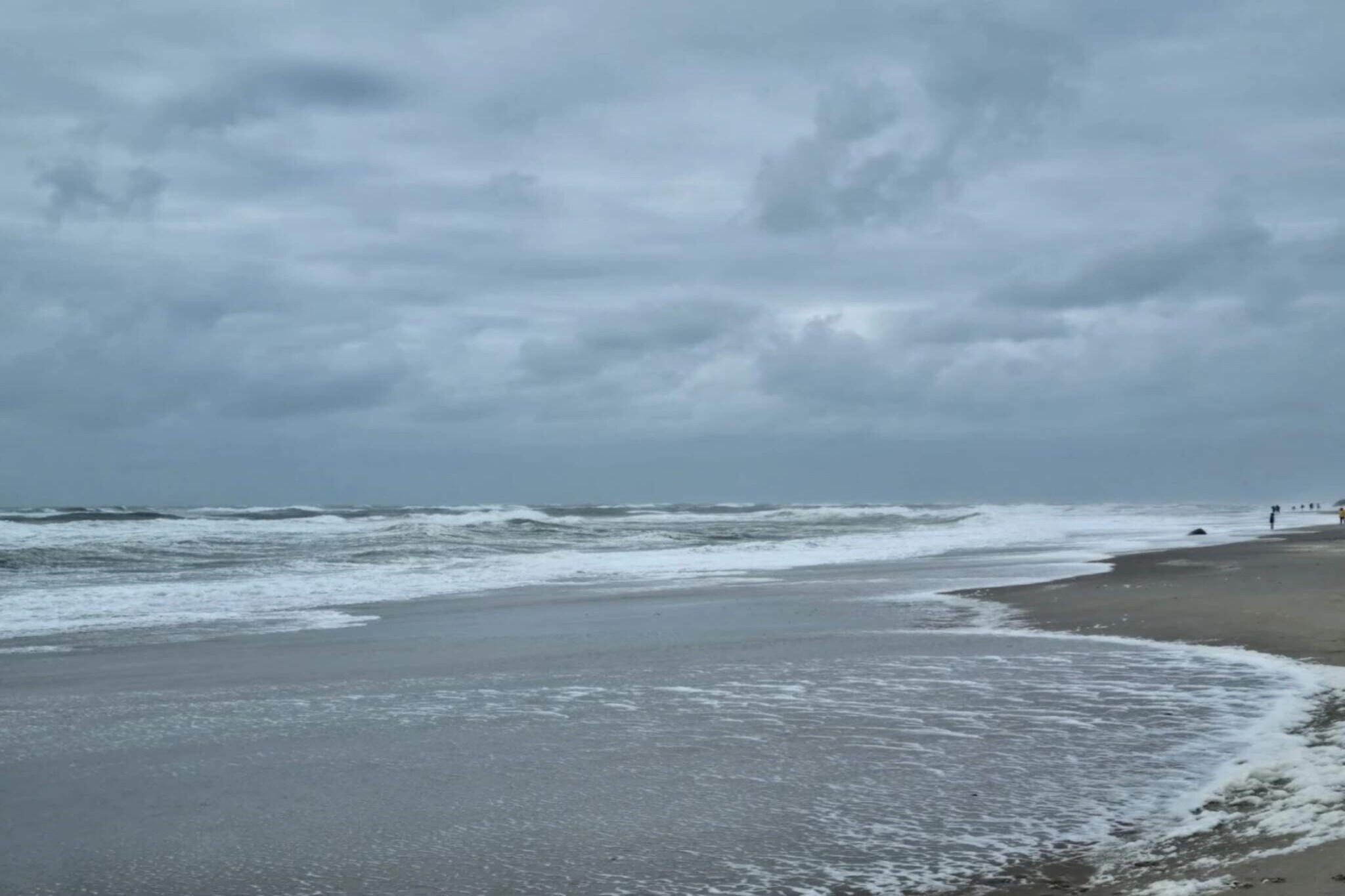6 person holiday home in Hvide Sande-Water view