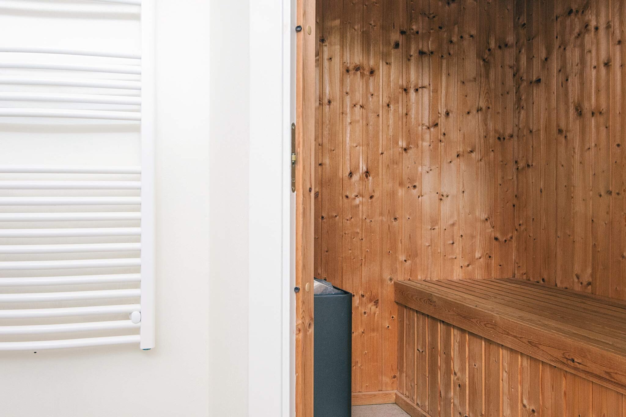 Luxe toevluchtsoord met spa and sauna-By Traum-Sauna