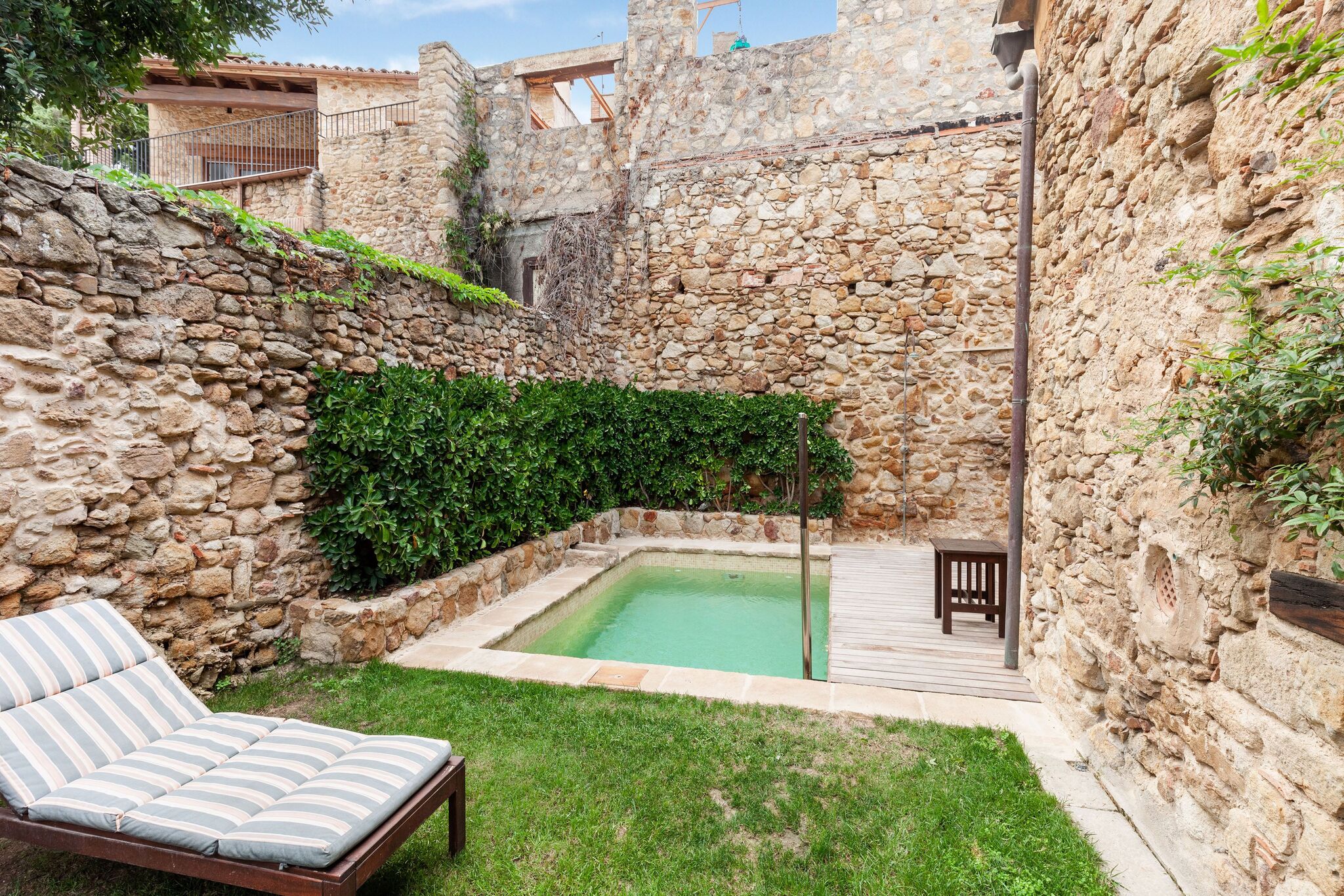 Casa Villa in Pals with Private Swimming Pool