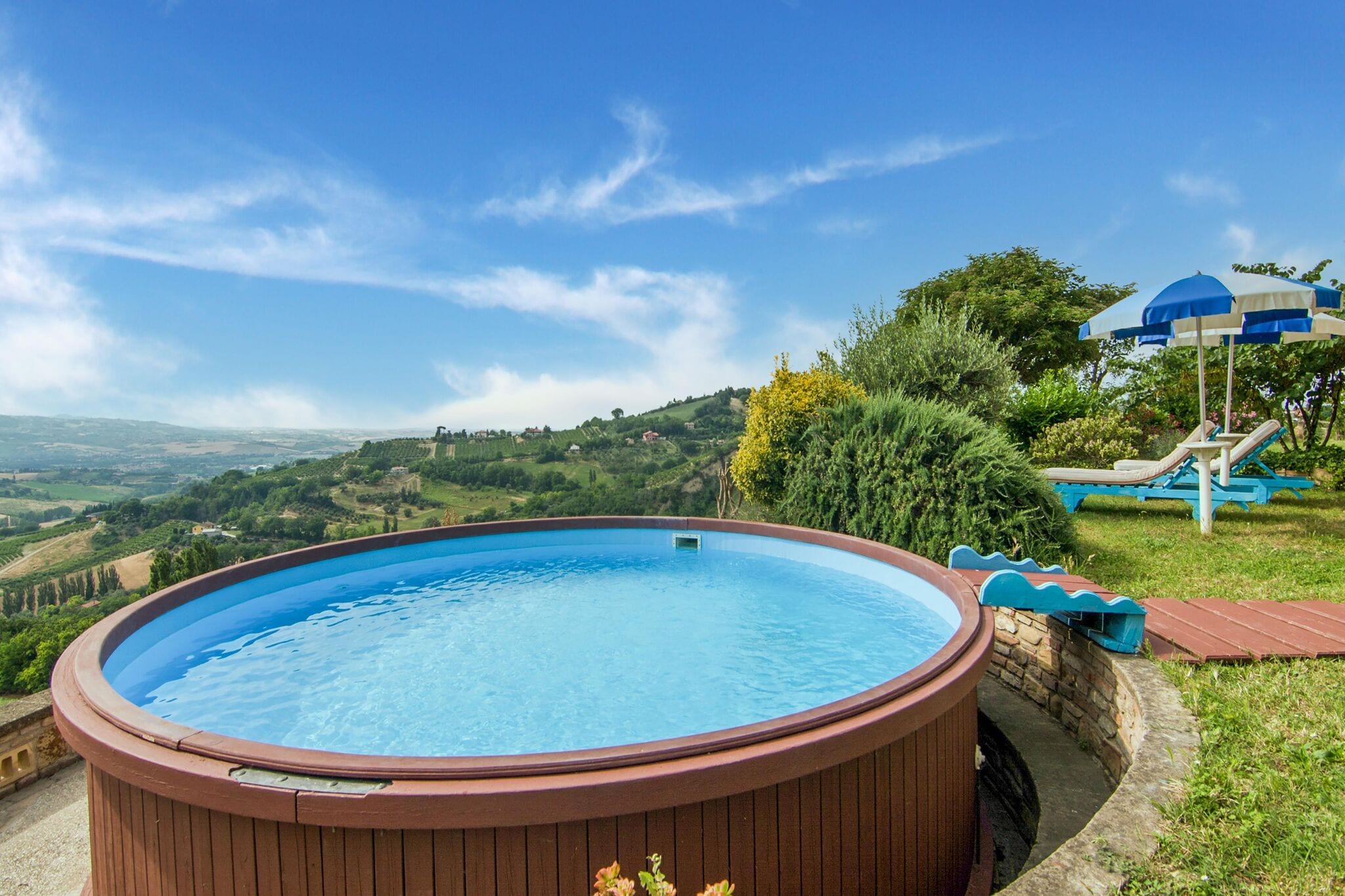 Belle maison de maître à Vallefoglia avec piscine