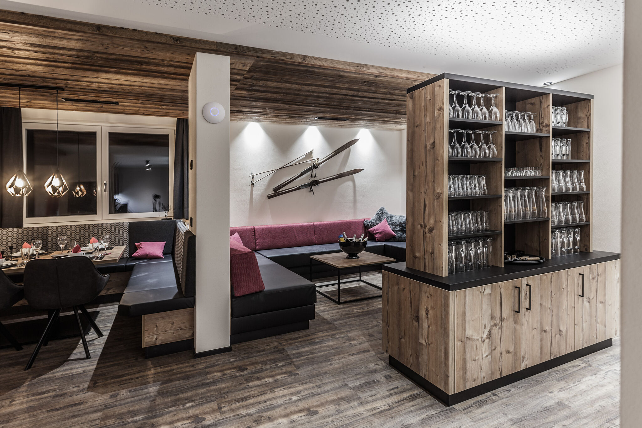 Attractive apartment with ski storage room