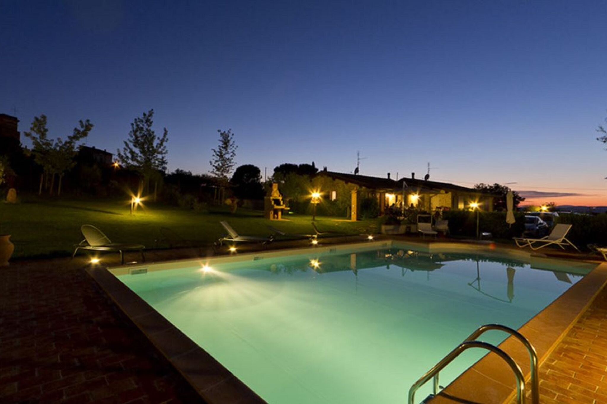 Aangenaam vakantiehuis in Marsciano met zwembad