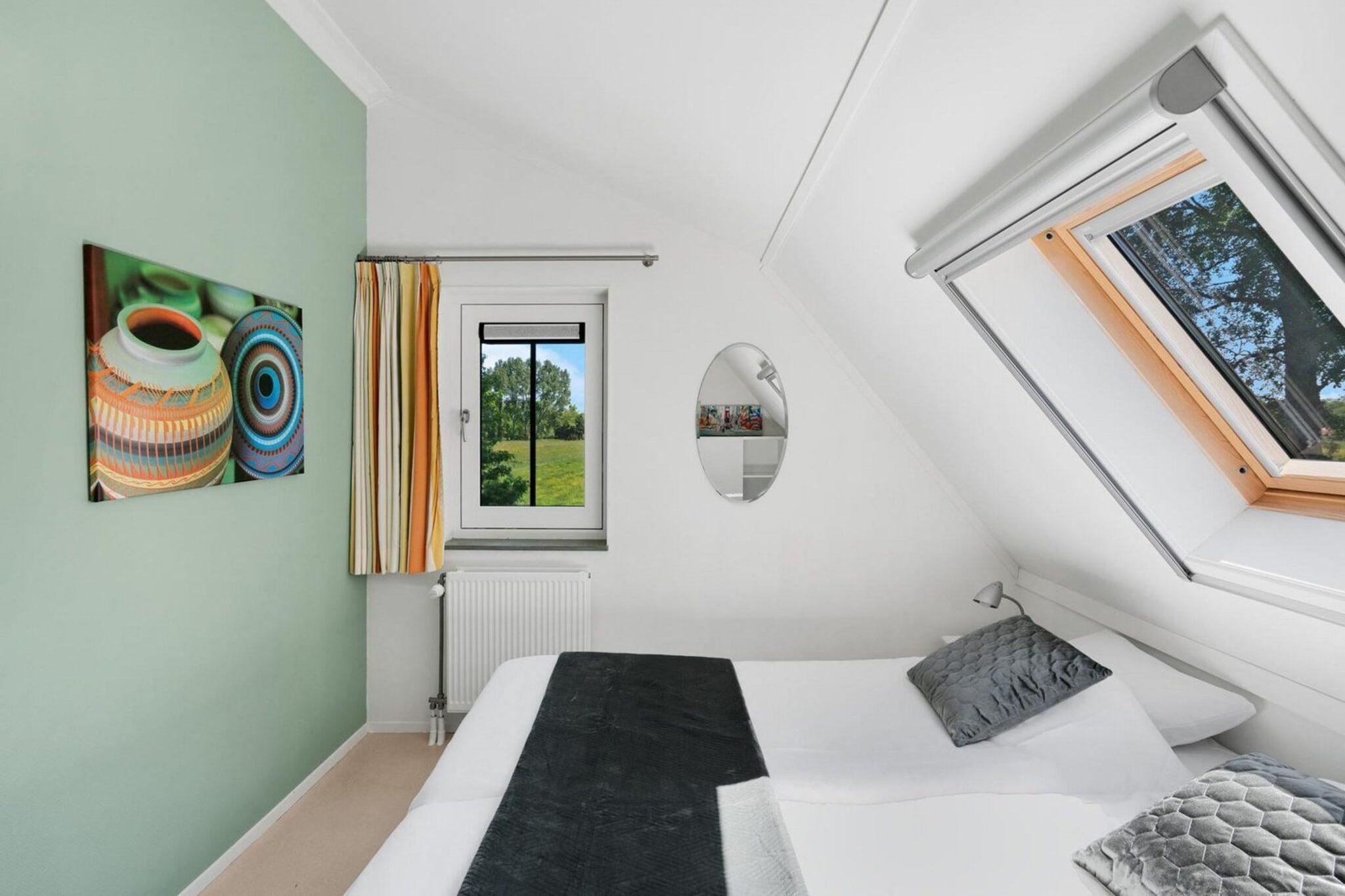 Restyled Koningshoeve 4 people
