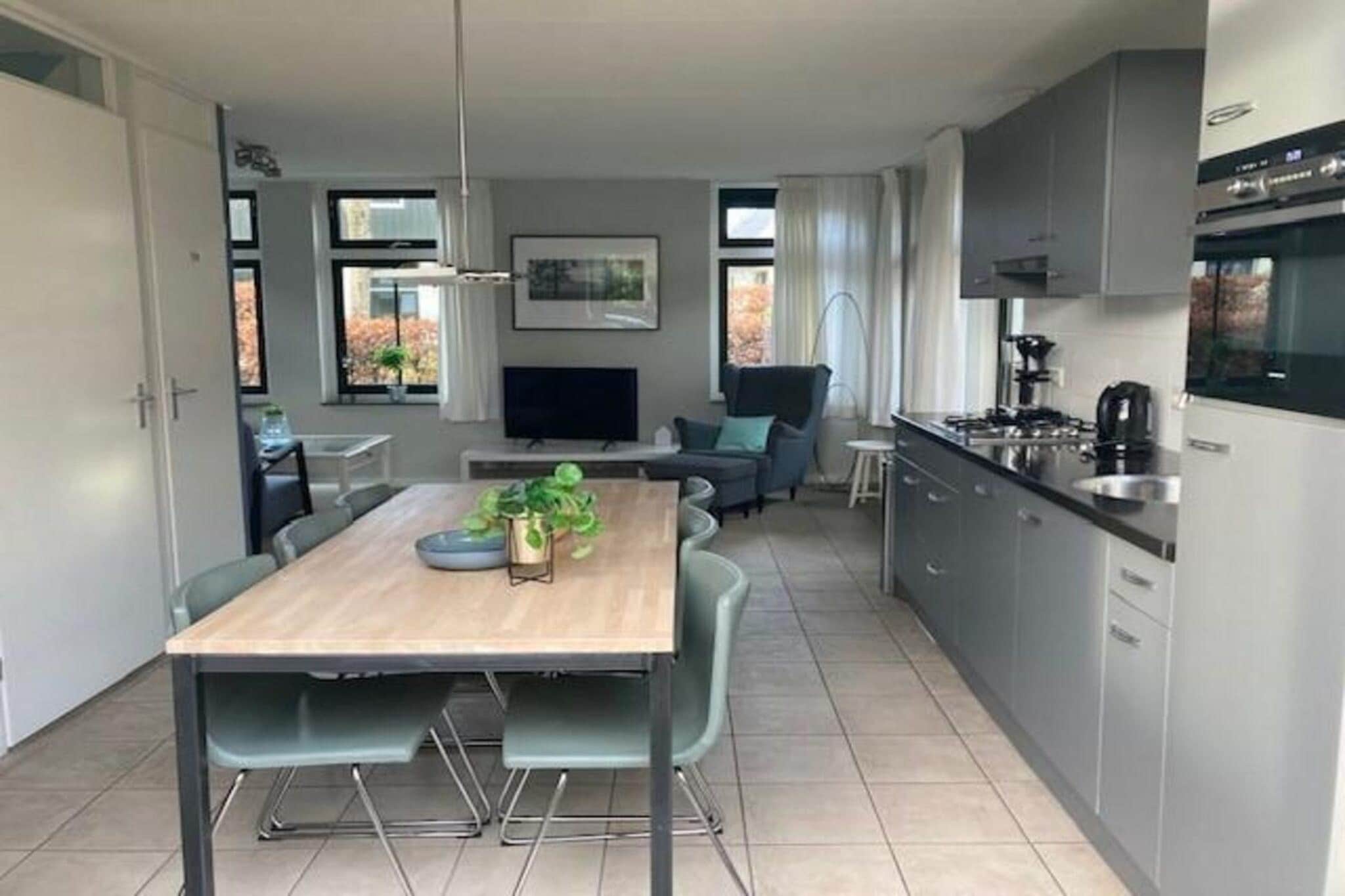 Restyled Koningshoeve 6 people - Dining room