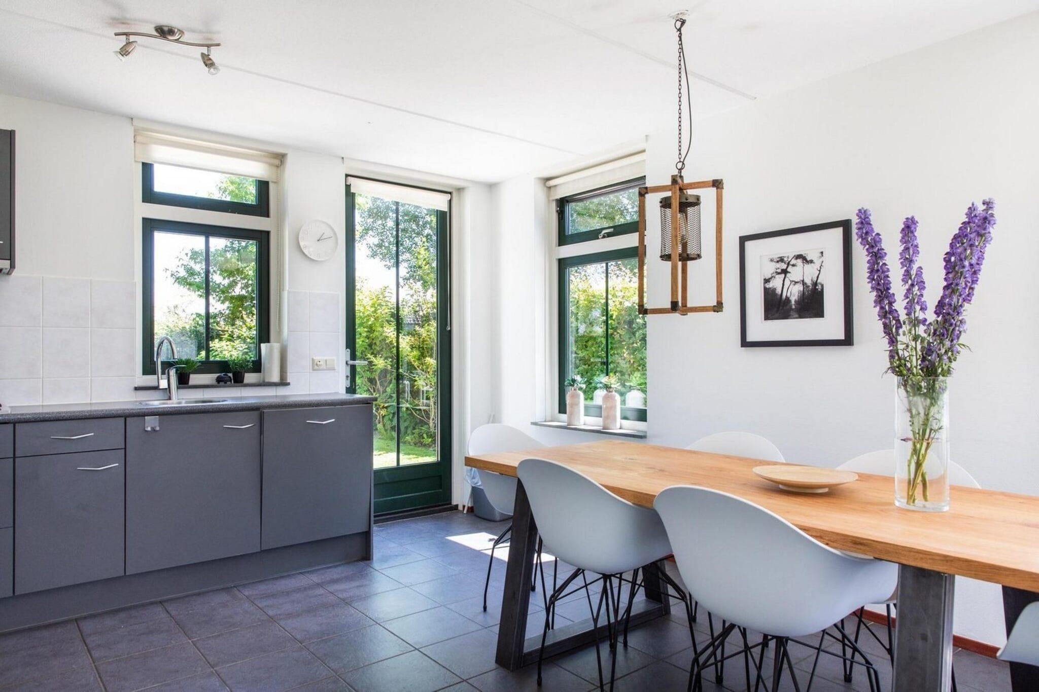 Restyled Koningshoeve 6 people - Dining room