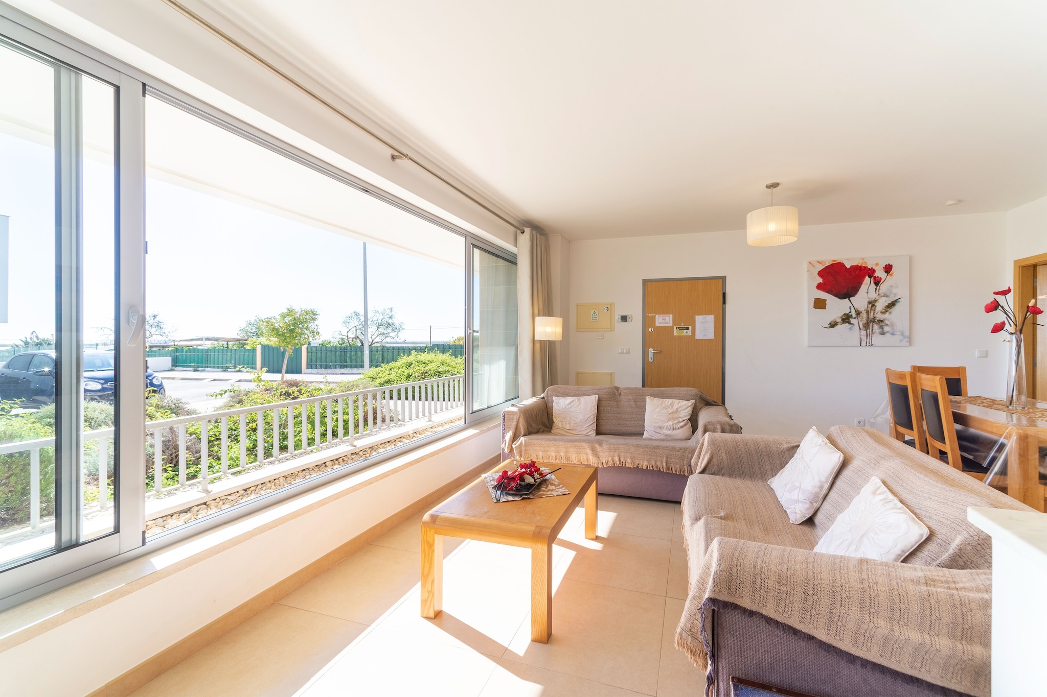 Nestled in the peaceful village of Fuseta, this charming holiday home is a seaside haven in the Algarve. Guests can enjoy the shared infinity pool (open June–September) or relax in the private garden with hammock and parasol. The property is just 500 meters from Fuseta RÃa beach and close to the Ria Formosa Natural Park, a paradise for birdwatchers and nature lovers.
Explore the Algarve with ease: Tavira is 16 km away, offering cobbled streets, historic architecture, and the Roman bridge. Faro, 19 km away, features a lively marina, charming old town, and Arco da Vila gateway. The Spanish border town of Ayamonte is a 52 km drive, perfect for a day trip.
Enjoy authentic Algarve cuisine at nearby restaurants such as Casa Corvo, known for fresh seafood, or Escandinávia Green Spirit for vegetarian options. Sample grilled sardines, octopus salad, or cataplana, and visit local cafés and bars just over 1 km away. The nearest store is 850 m from the house, and Faro airport is 22 km away, combining comfort with easy access to the region.
