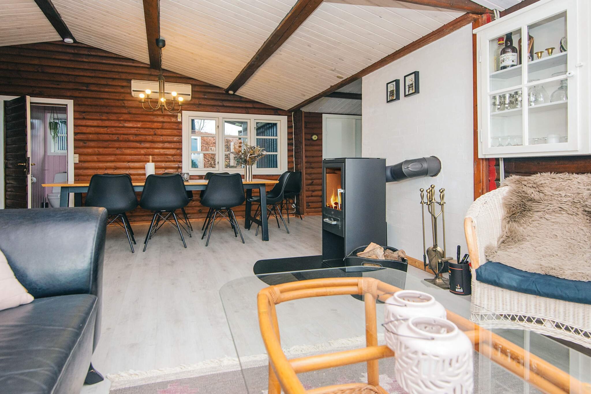 6 person holiday home in Glesborg - Indoor