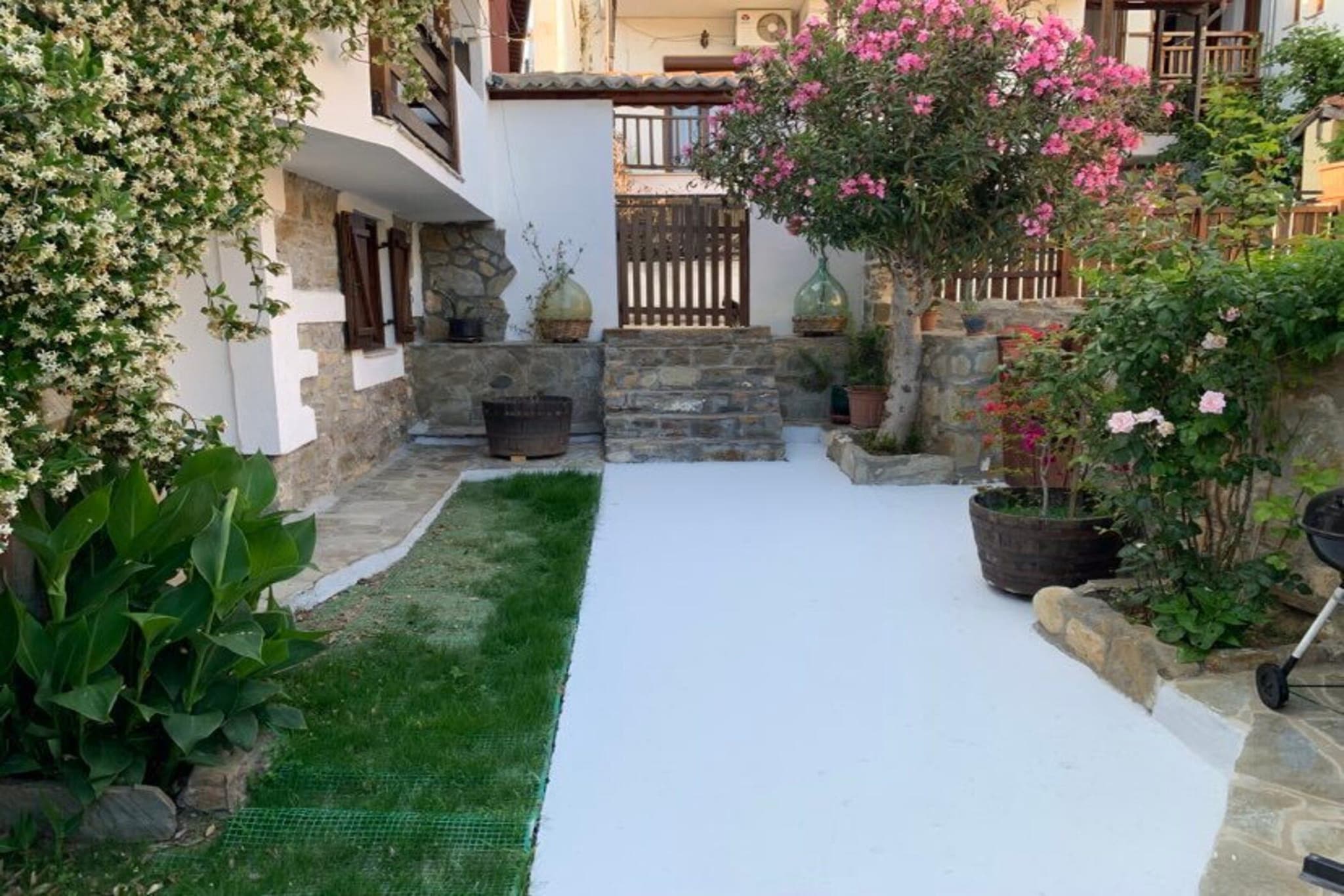 Apartment Agios Nikolaos-Tuinen zomer