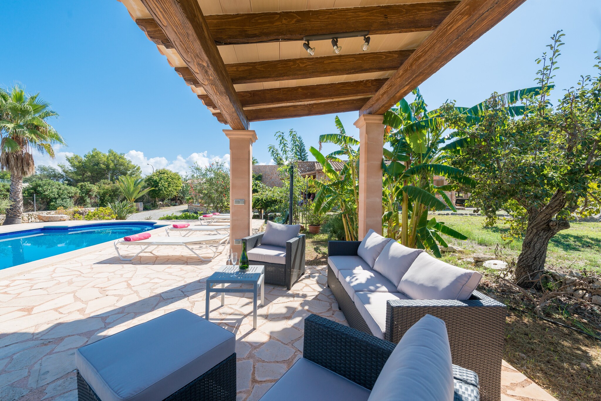 Sa Plana (cala Bona) - Villa With Private Pool