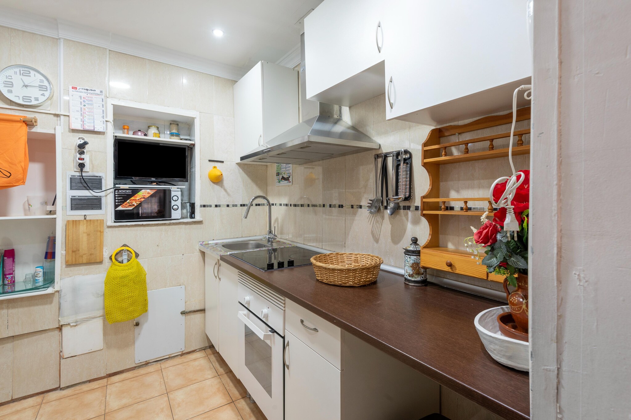 Spacious Family Retreat
Step into this airy and inviting home in San Sebastián de los Reyes, Madrid, designed to comfortably host up to 8 guests across 6 bedrooms. With 2 bathrooms, a modern kitchen, and a living-dining area with Smart TV, the house ensures convenience and comfort. The solarium and roof terrace offer private spots to unwind, while deckchairs and garden furniture make it easy to enjoy the outdoors. Ideal for large families or groups, this home balances relaxation with functionality, providing a perfect base for exploring the city and beyond.

Prime Location Access
Situated just 1.7 km from the town center, you’ll find shops, restaurants, and cafes within walking distance. Supermarkets are nearby for essentials, and Madrid’s downtown attractions, such as Puerta del Sol and the Prado Museum, are only a short train ride away. Outdoor enthusiasts can reach the Navacerrada ski resort in 50 km for winter sports, while parks like Parque del Buen Retiro offer space for strolls or picnics. Public transport is easily accessible, including Metro Reyes Católicos (900 m) and local bus stops, making city exploration simple.

Comfort and Amenities
Inside, enjoy climate control with air conditioning and heating throughout, perfect for any season. The well-equipped kitchen lets you prepare meals with ease, while laundry facilities, a cot, and children’s bed cater to longer stays. Outdoor furniture on the patio, solarium, and roof terrace invites morning coffees or evening gatherings. Parking is available for convenience. Pets are not allowed, ensuring a clean and tranquil environment for all guests. With thoughtful amenities and easy access to Madrid’s highlights, this home provides a seamless blend of comfort and city convenience.