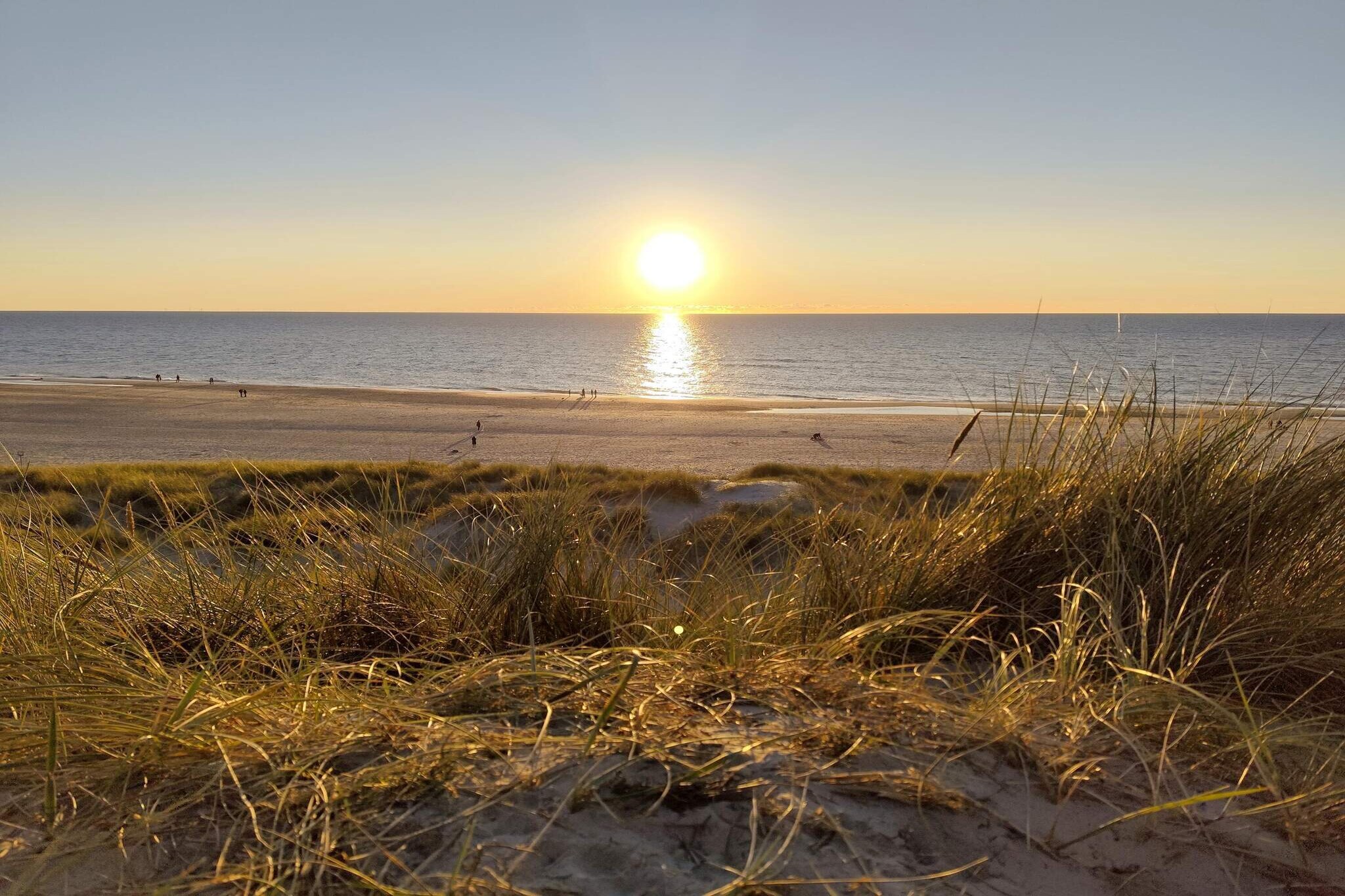 Evasion des dunes avec jeux and WiFi-By Traum-Vue sur l'eau