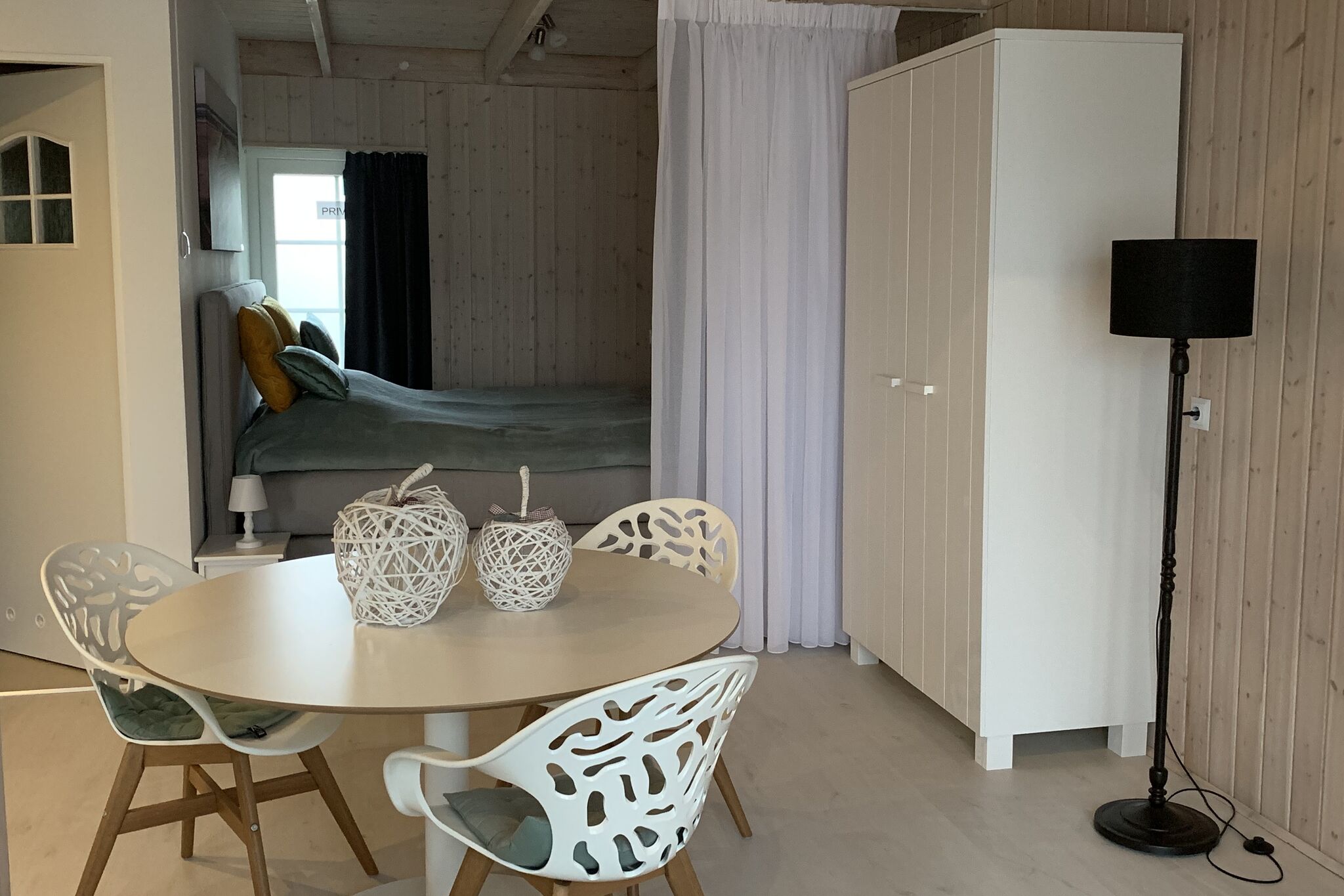 Joli et charmant studio, situé dans le centre de Zoutelande, à 150 m de la mer
