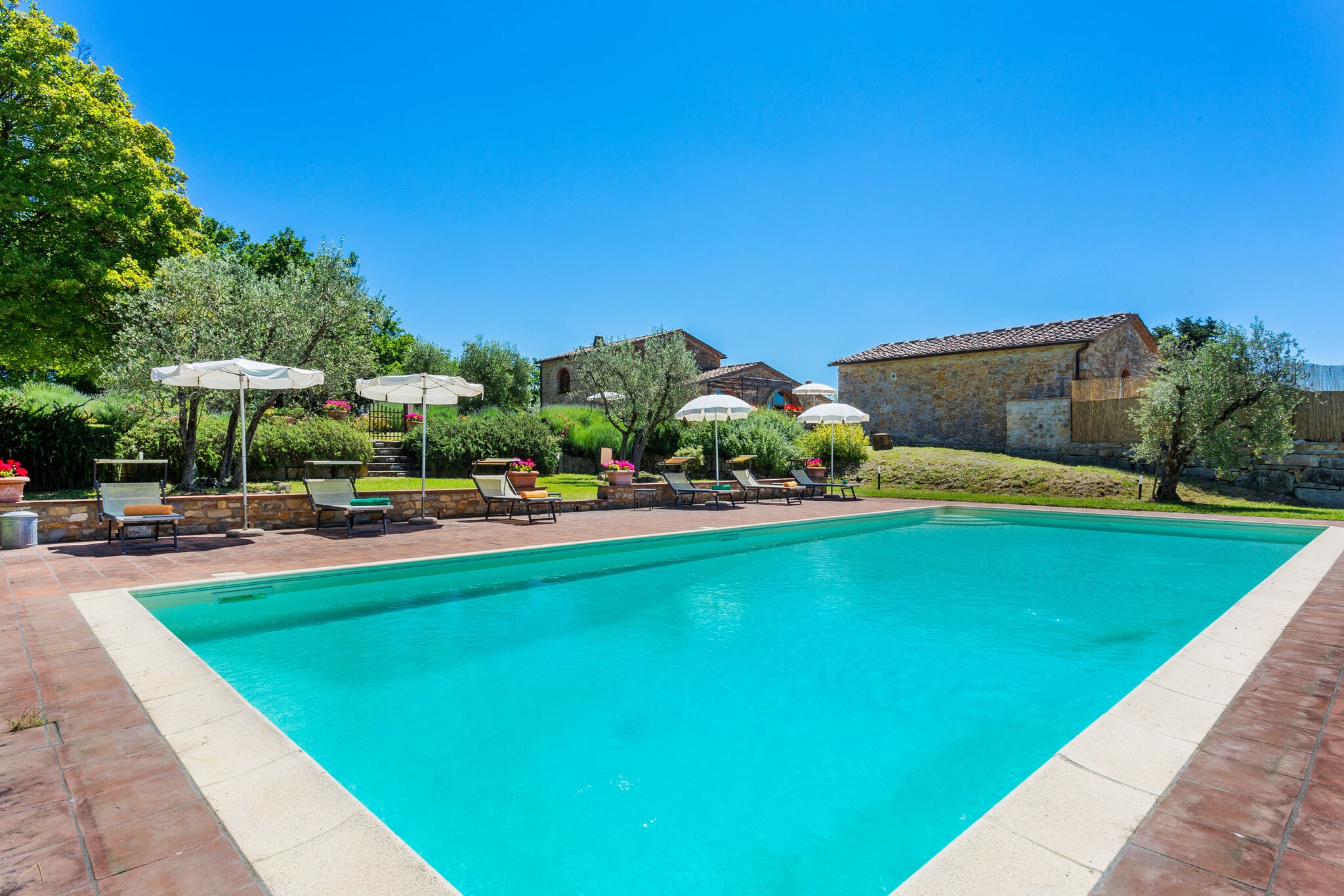 Karakteristieke villa in Tavarnelle Val di Pesa met zwembad