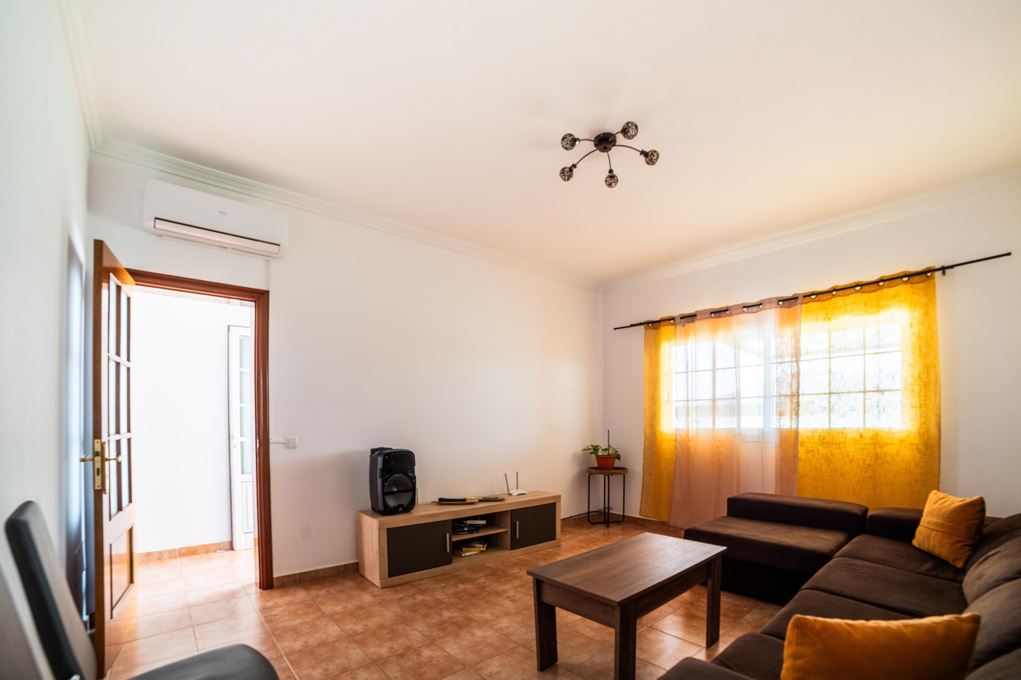 Chalet en Tuineje para 6 personas-Woonkamer
